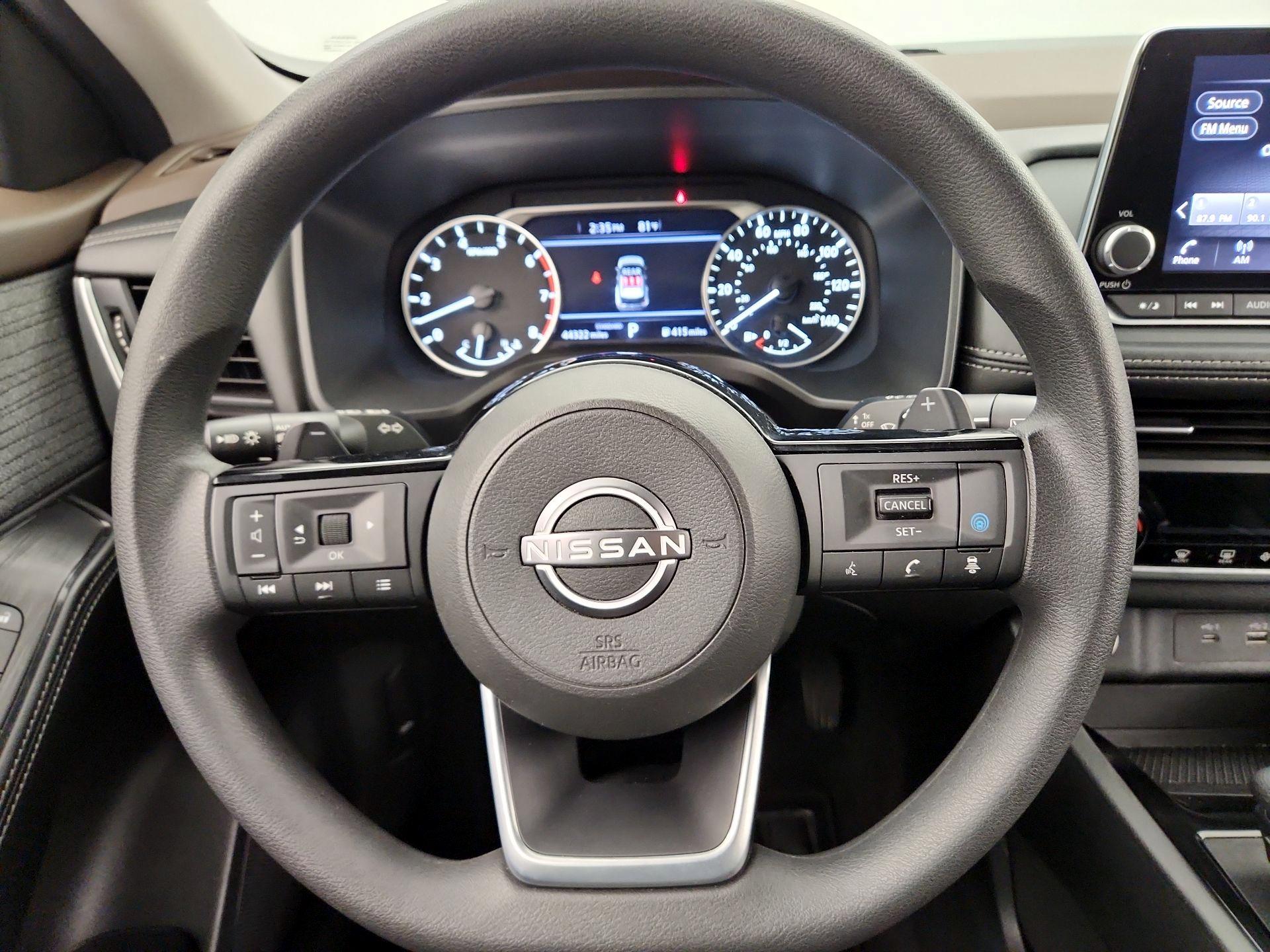 Thumbnail: 2023 Nissan Rogue - 10