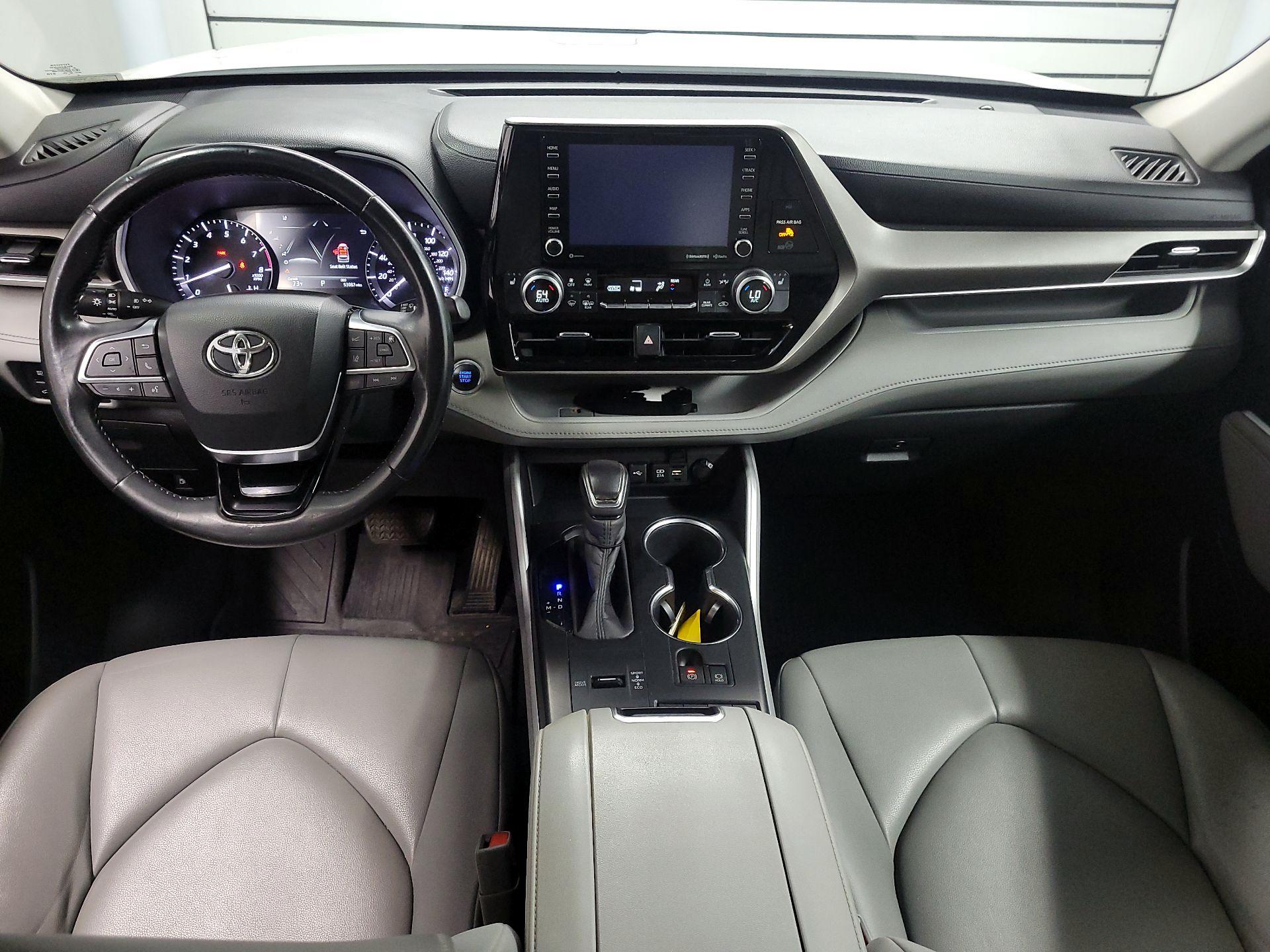 Thumbnail: 2020 Toyota Highlander - 9