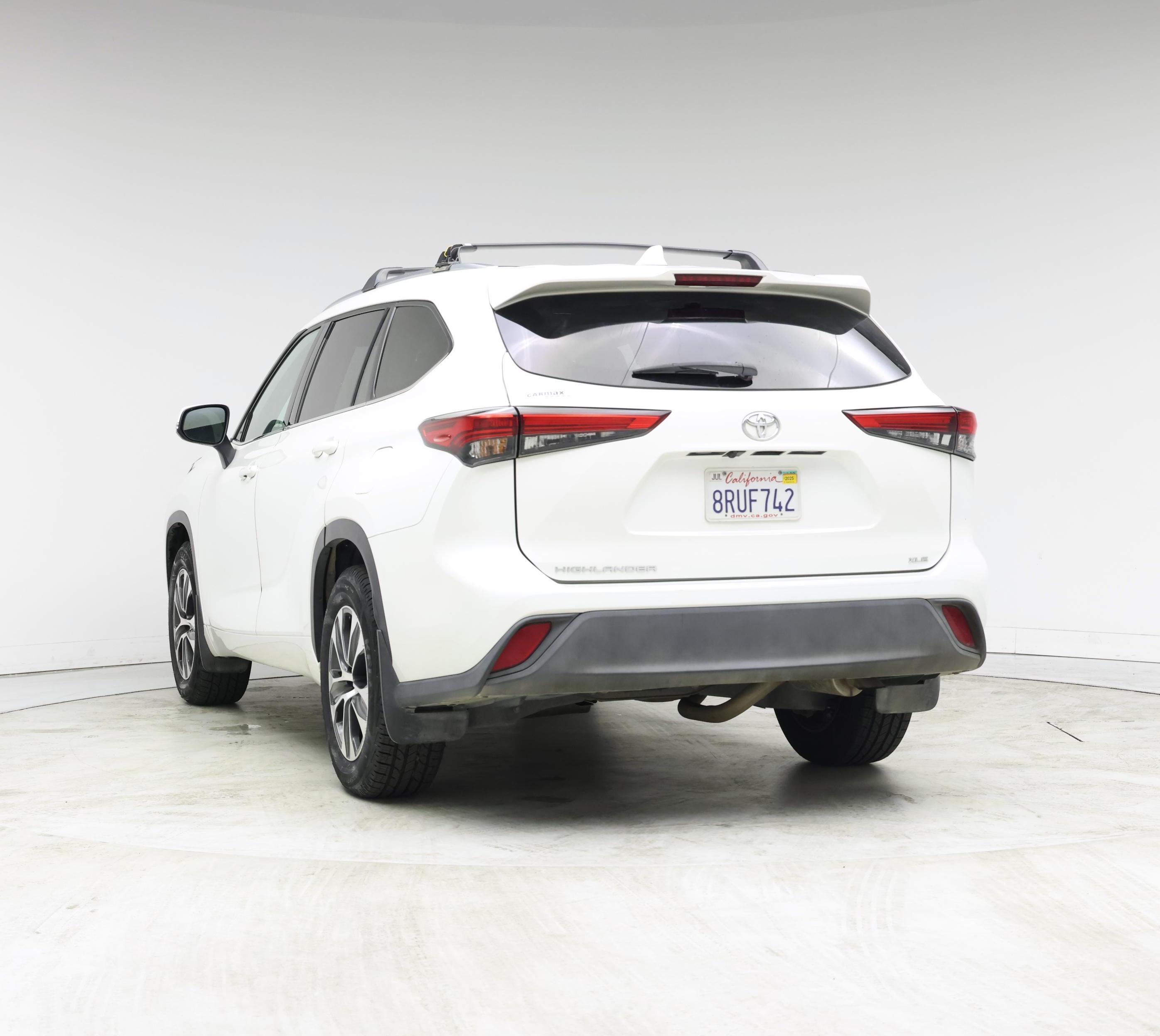 Thumbnail: 2020 Toyota Highlander - 2