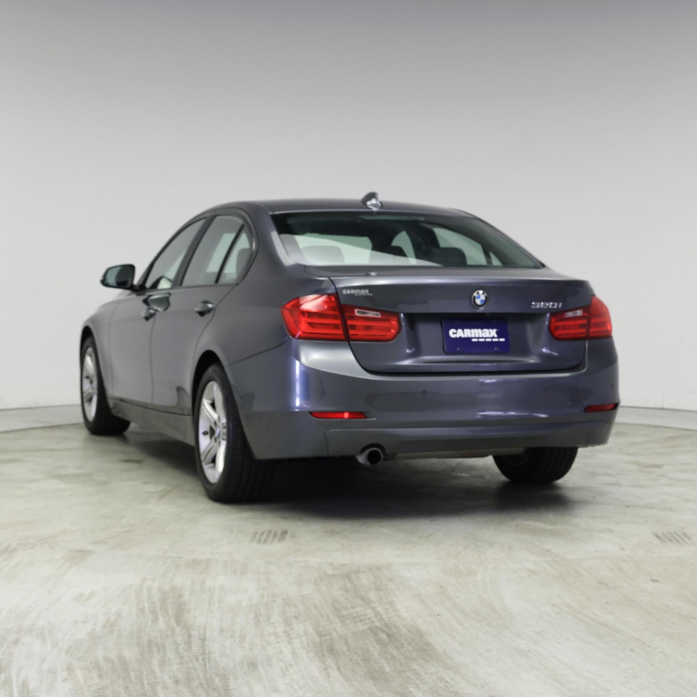 Thumbnail: 2015 BMW 3 Series - 2