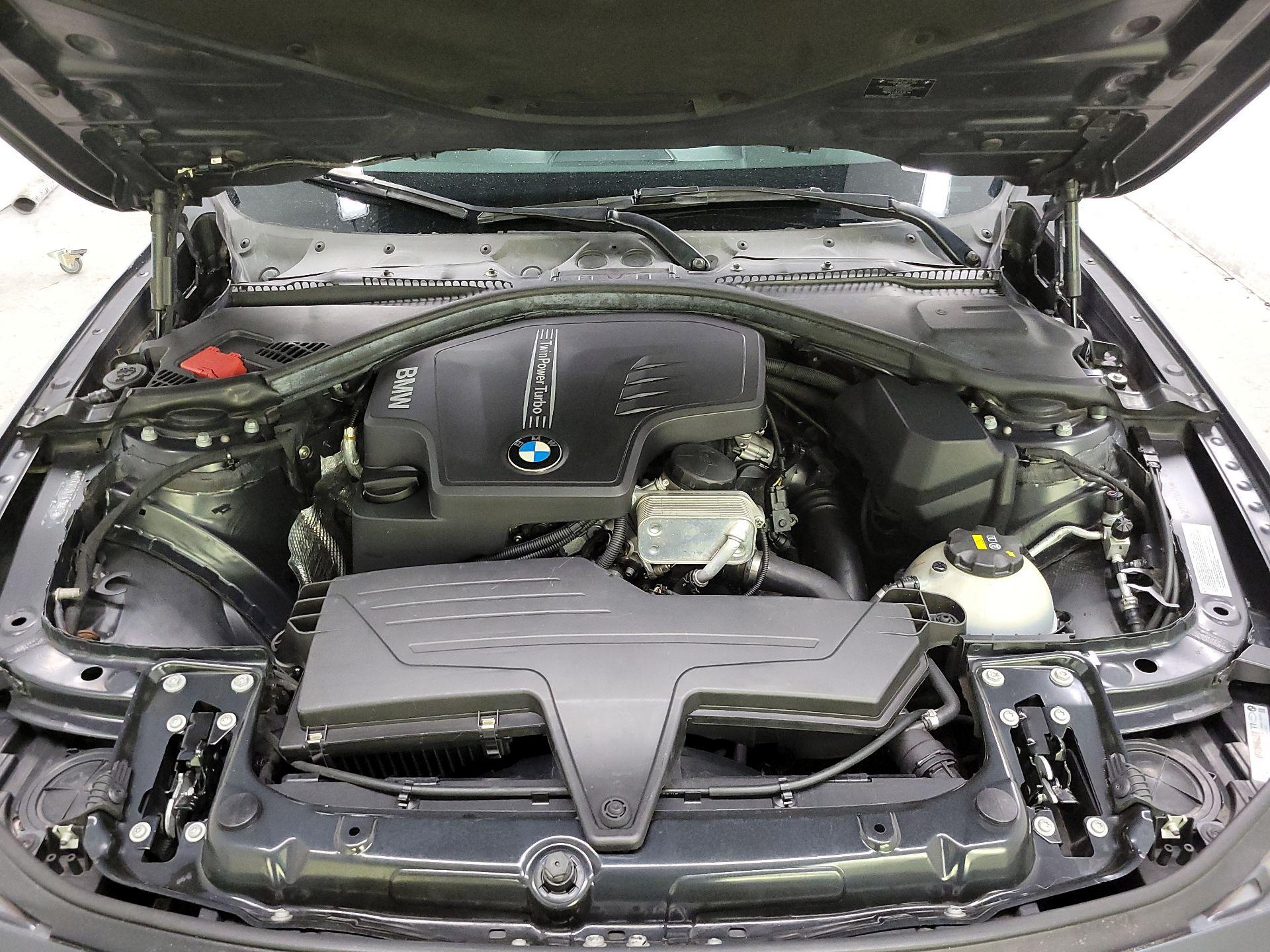 Thumbnail: 2015 BMW 3 Series - 20