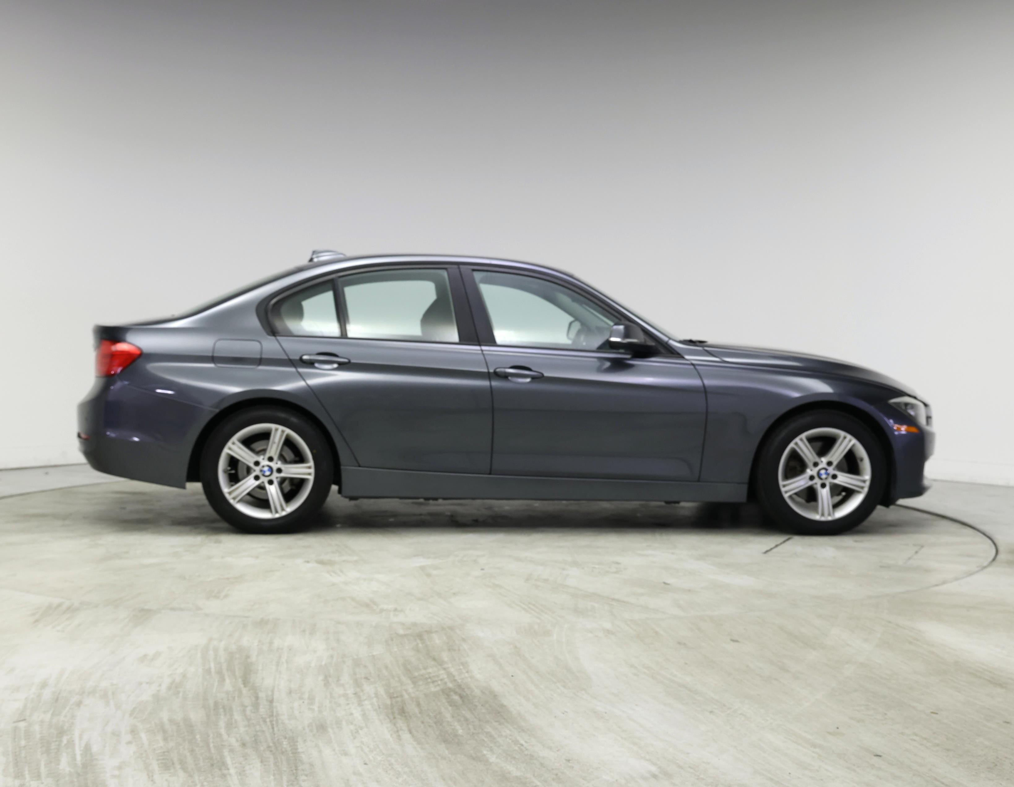 Thumbnail: 2015 BMW 3 Series - 7