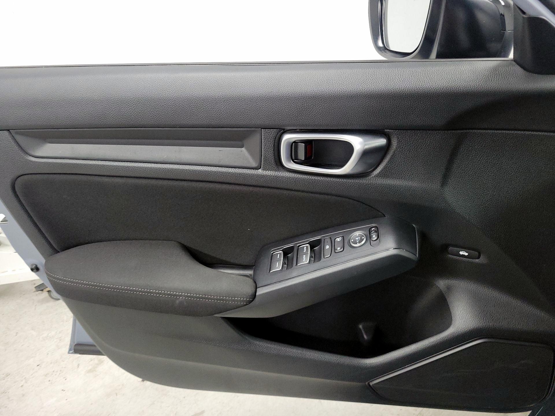 Thumbnail: 2024 Honda Civic - 12