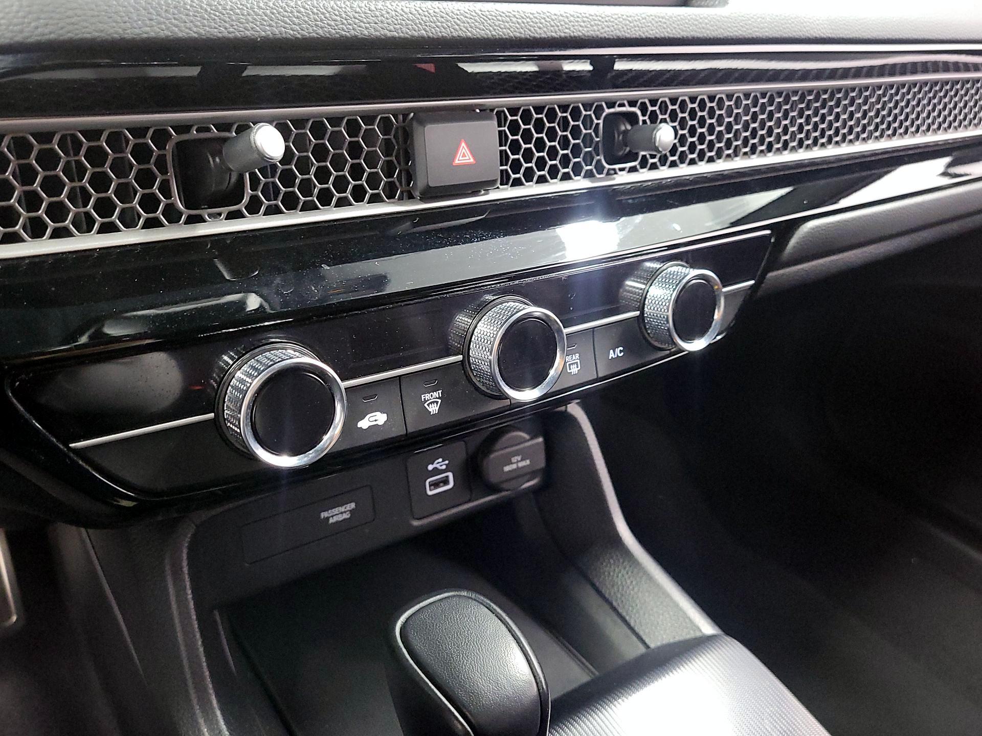 Thumbnail: 2024 Honda Civic - 14