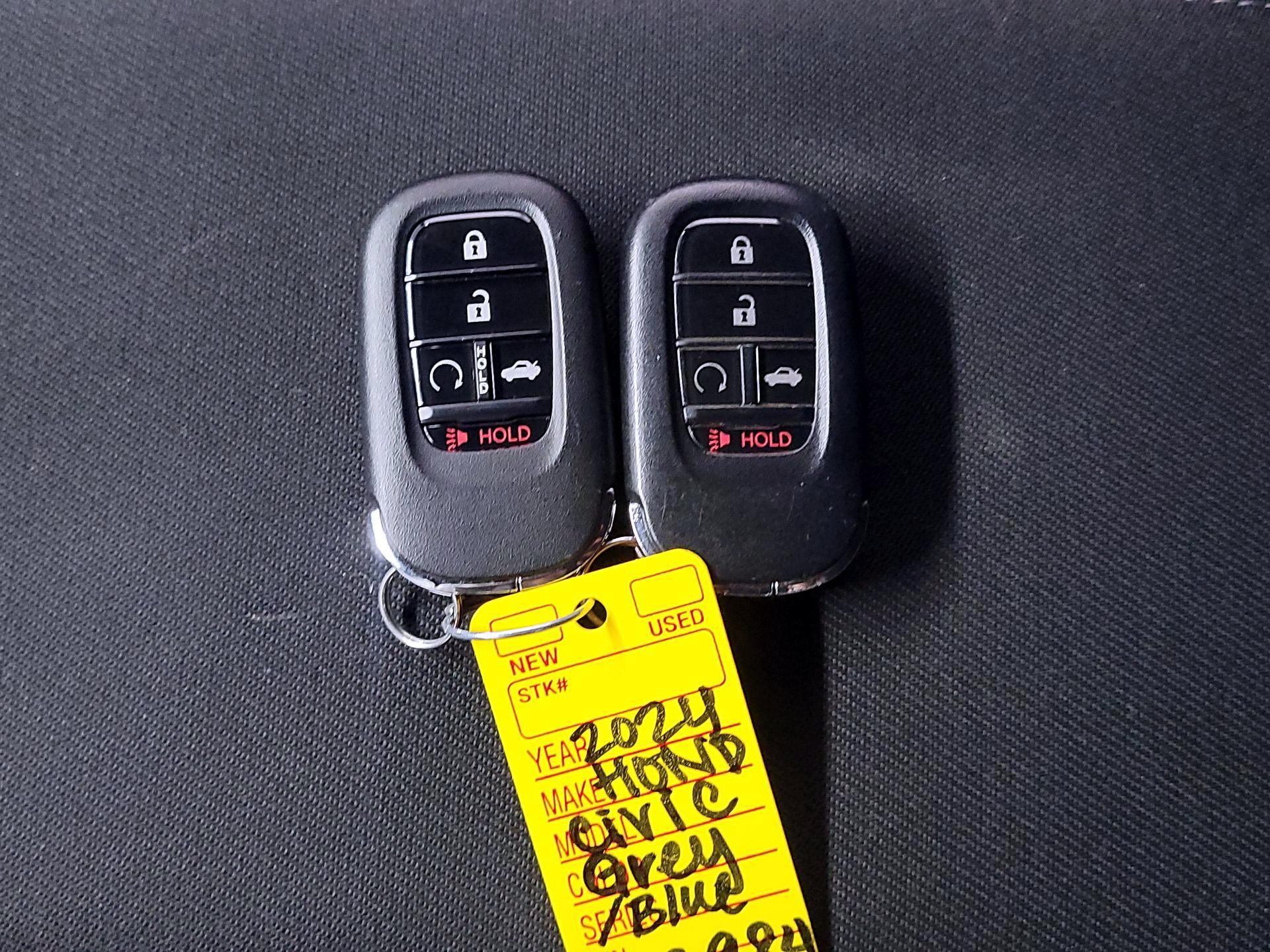 Thumbnail: 2024 Honda Civic - 19