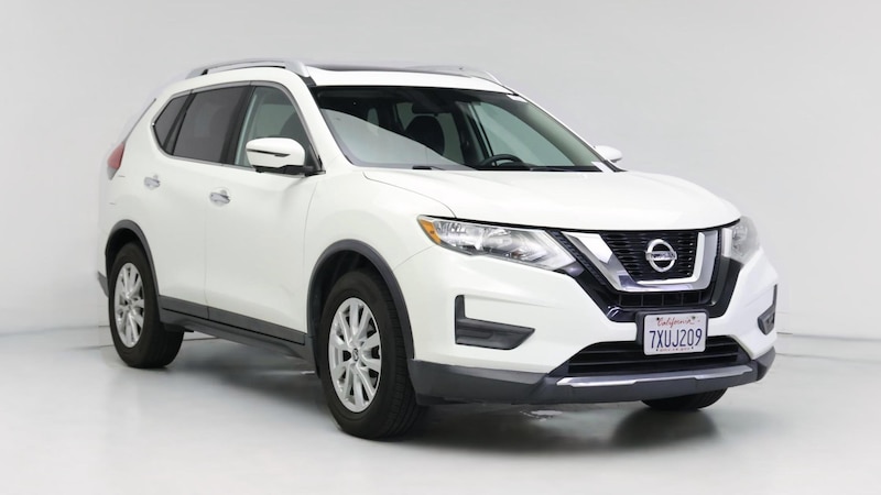2017 Nissan Rogue SV Hero Image