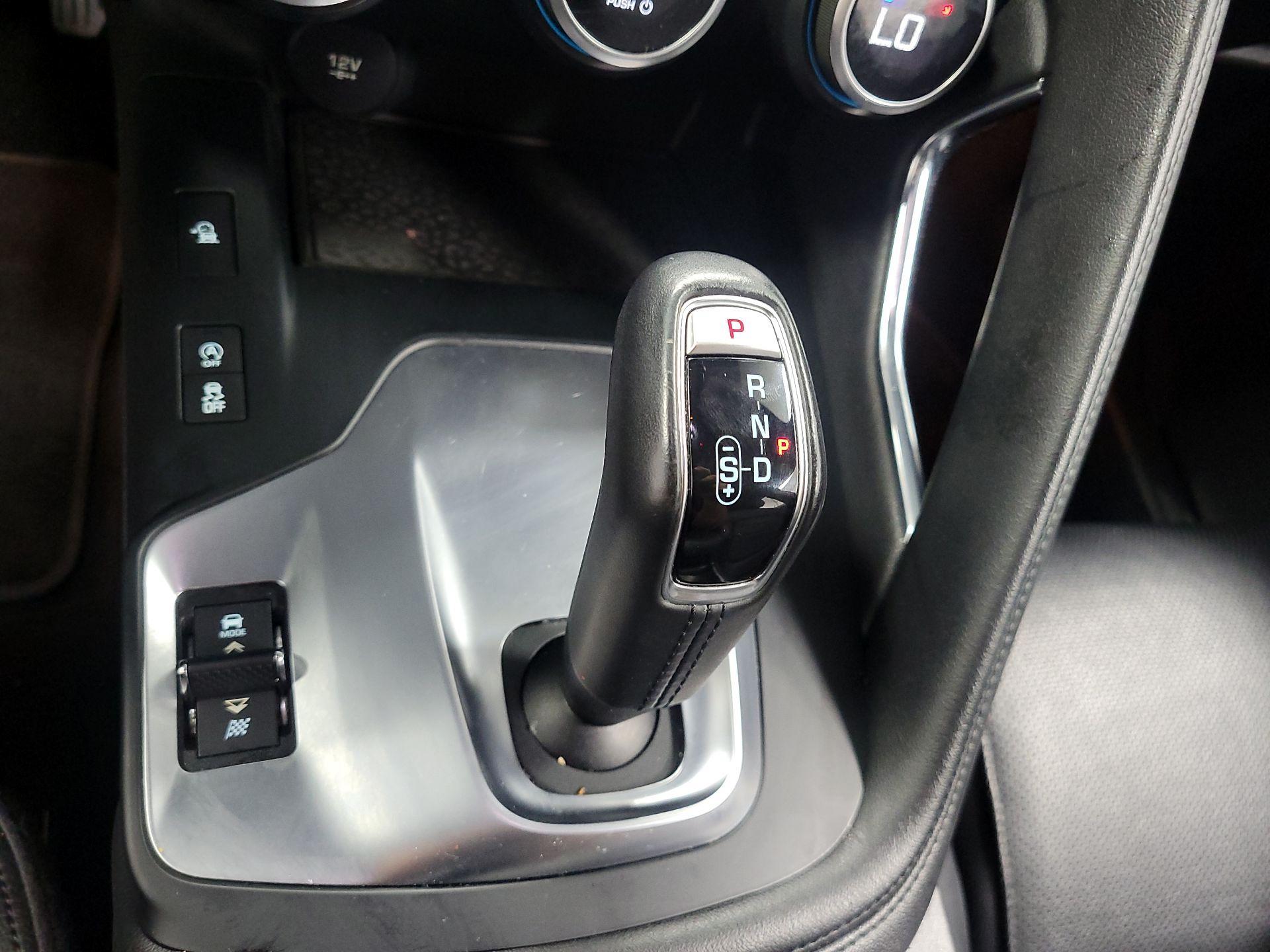 Thumbnail: 2020 Jaguar E-Pace - 16