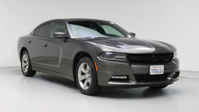 2016 Dodge Charger SXT Hero Image