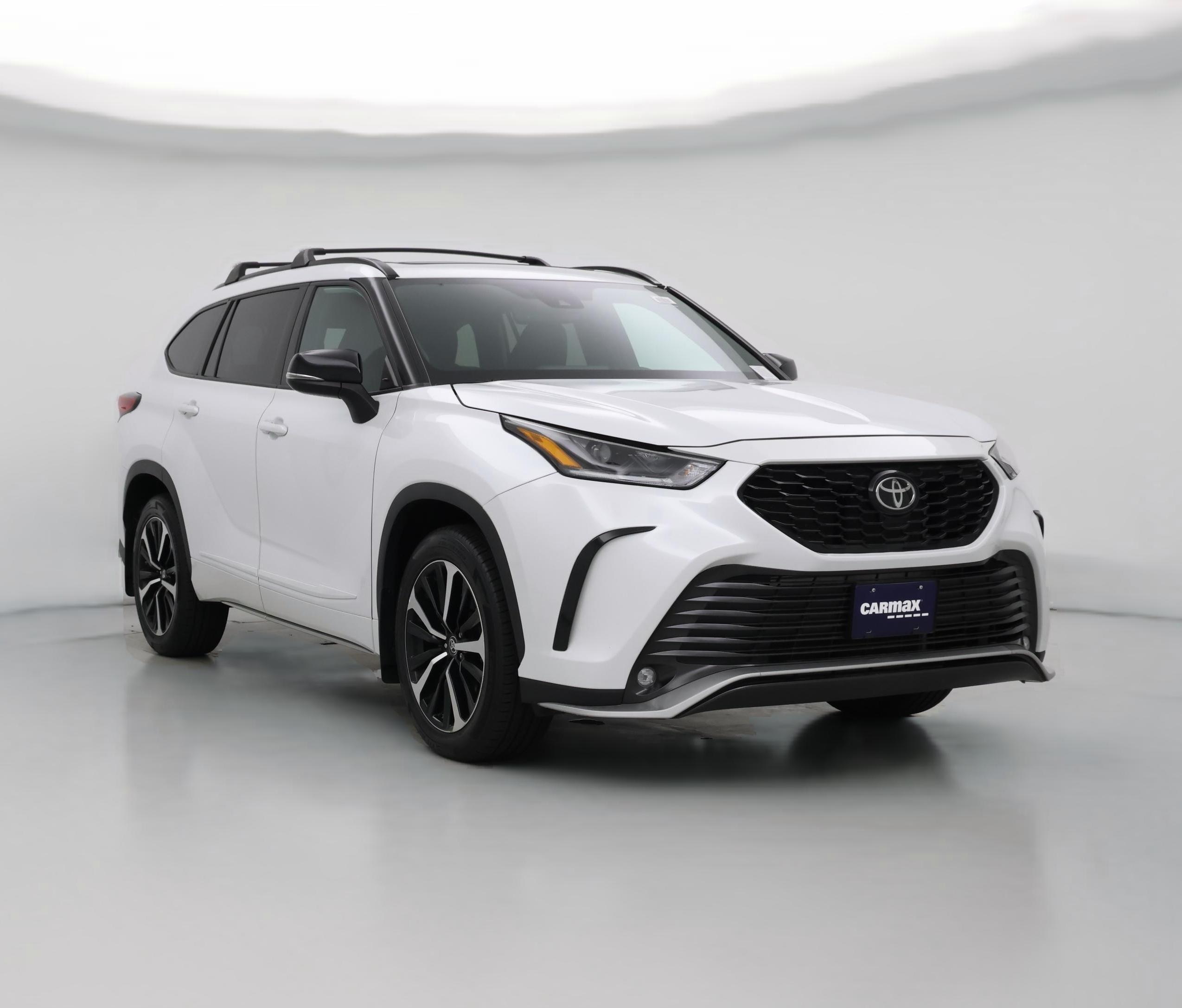Thumbnail: 2022 Toyota Highlander - 1
