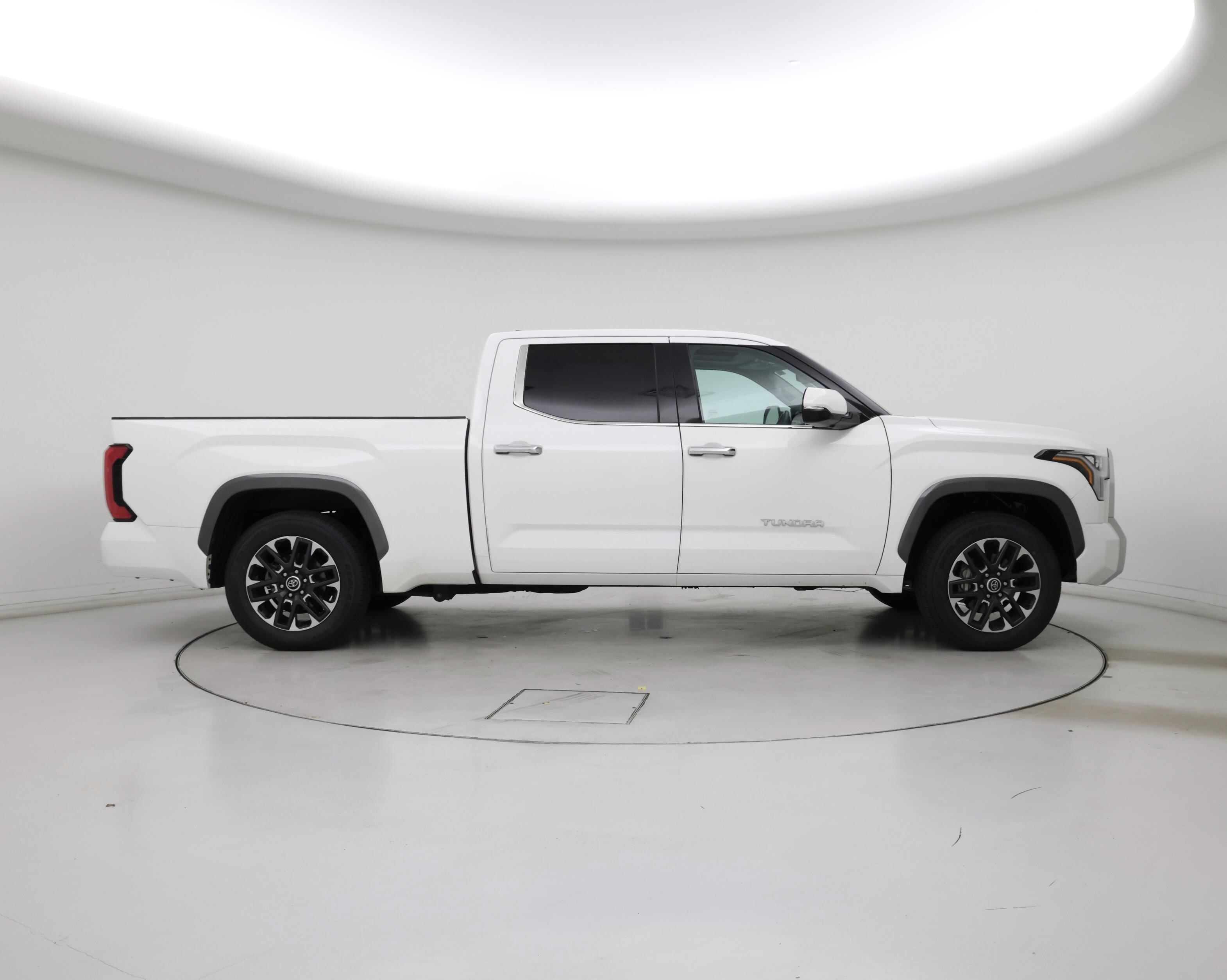 Thumbnail: 2023 Toyota Tundra - 7