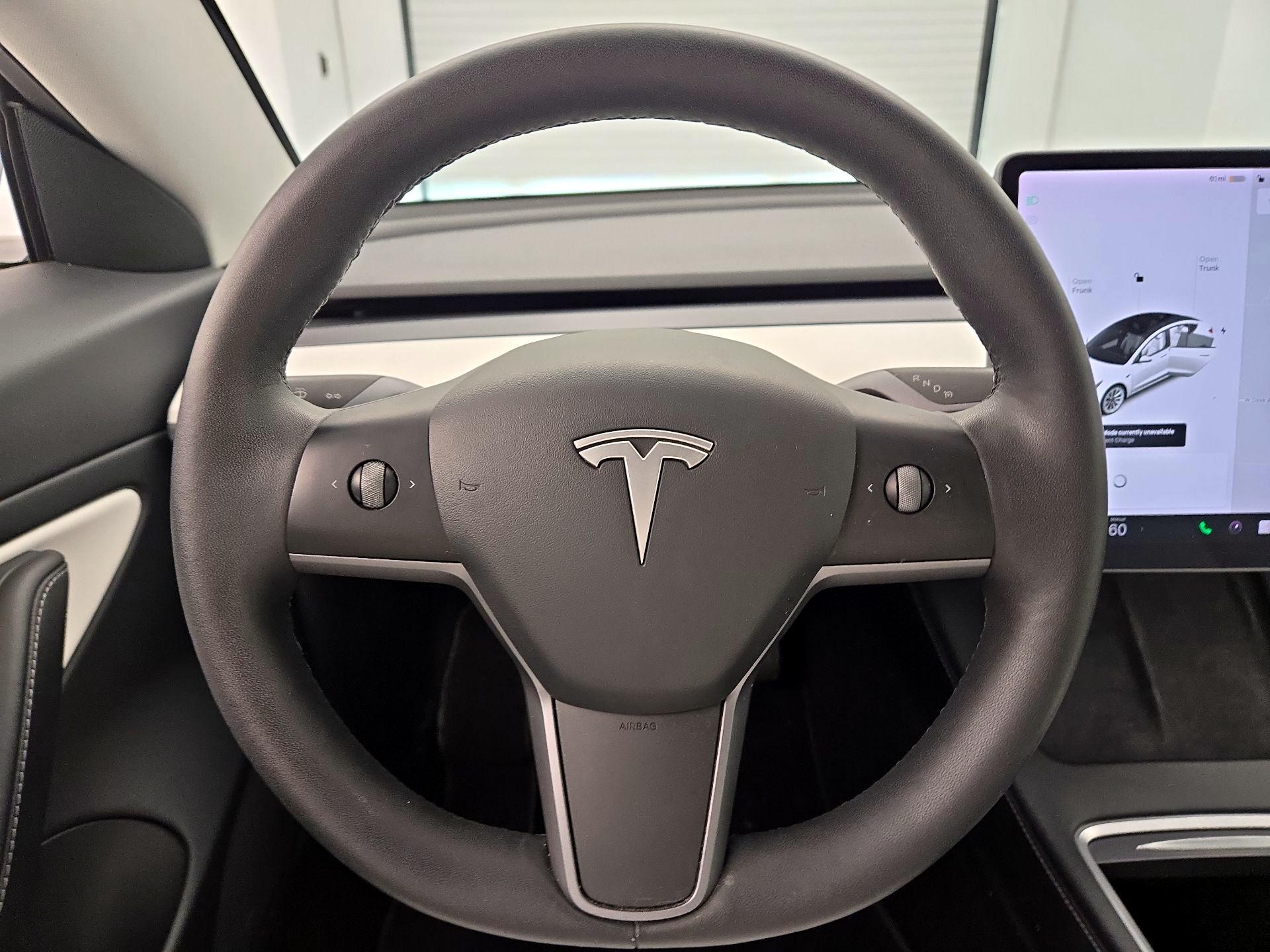 Thumbnail: 2021 Tesla Model 3 - 10