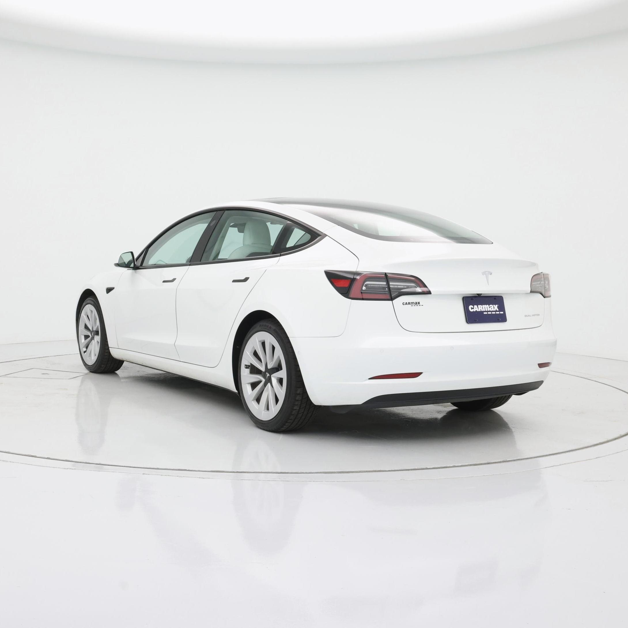 Thumbnail: 2021 Tesla Model 3 - 2