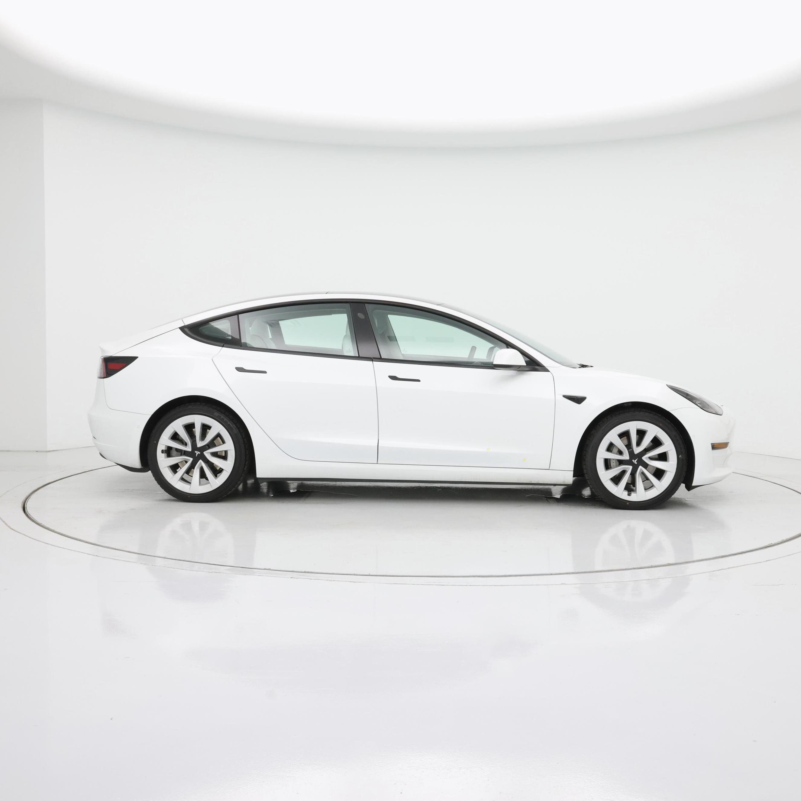 Thumbnail: 2021 Tesla Model 3 - 7