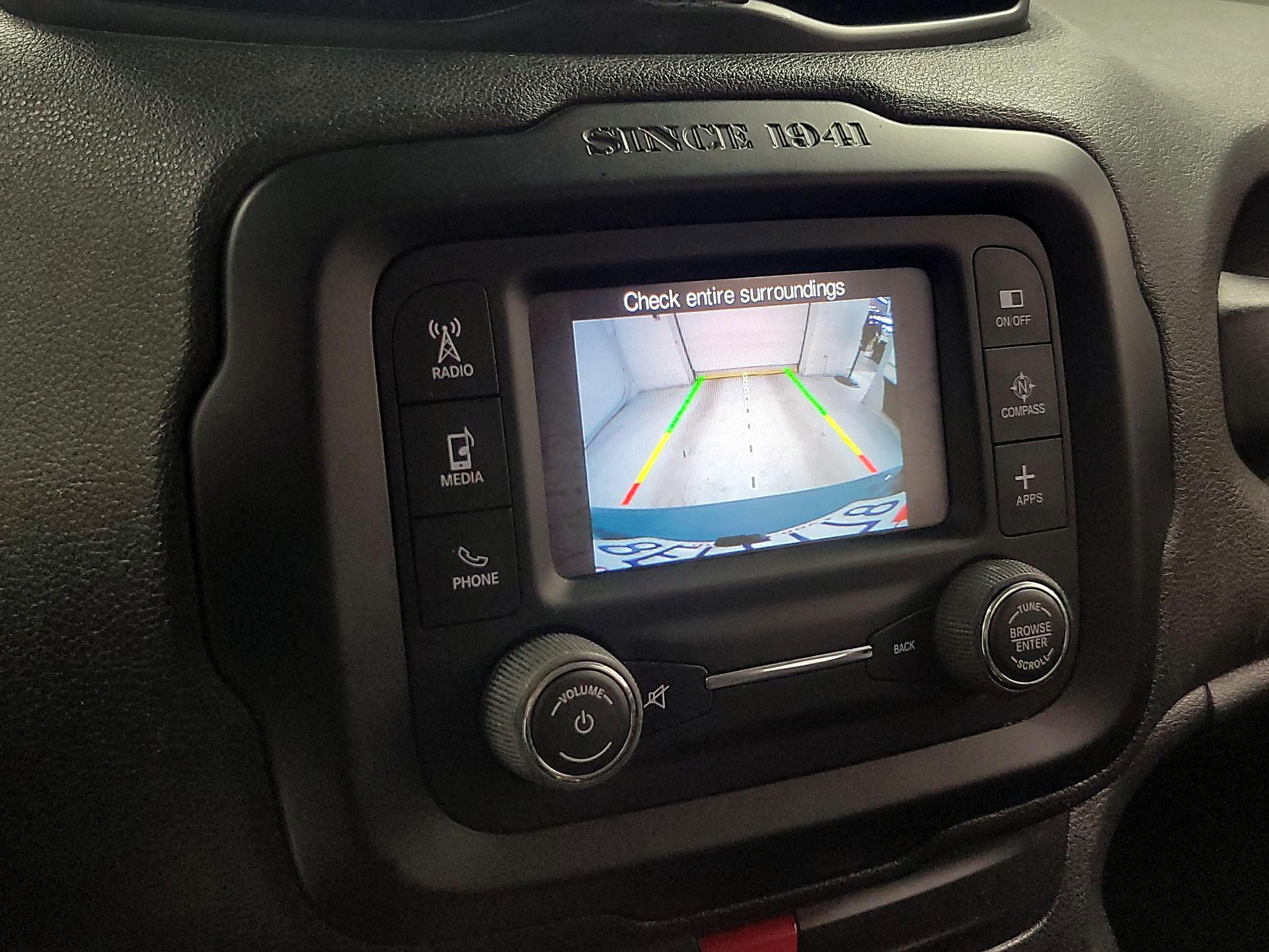 Thumbnail: 2017 Jeep Renegade - 14