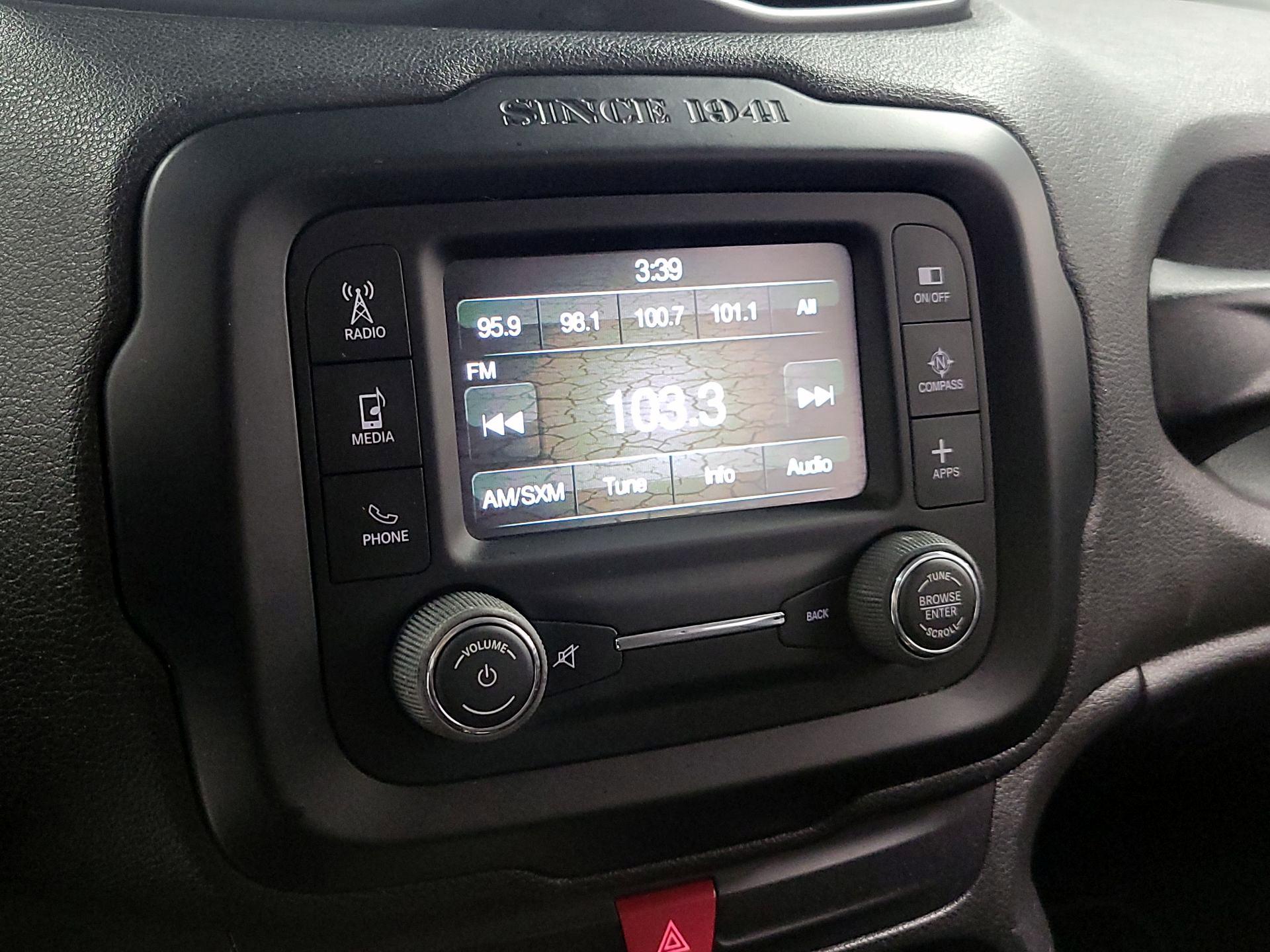 Thumbnail: 2017 Jeep Renegade - 15