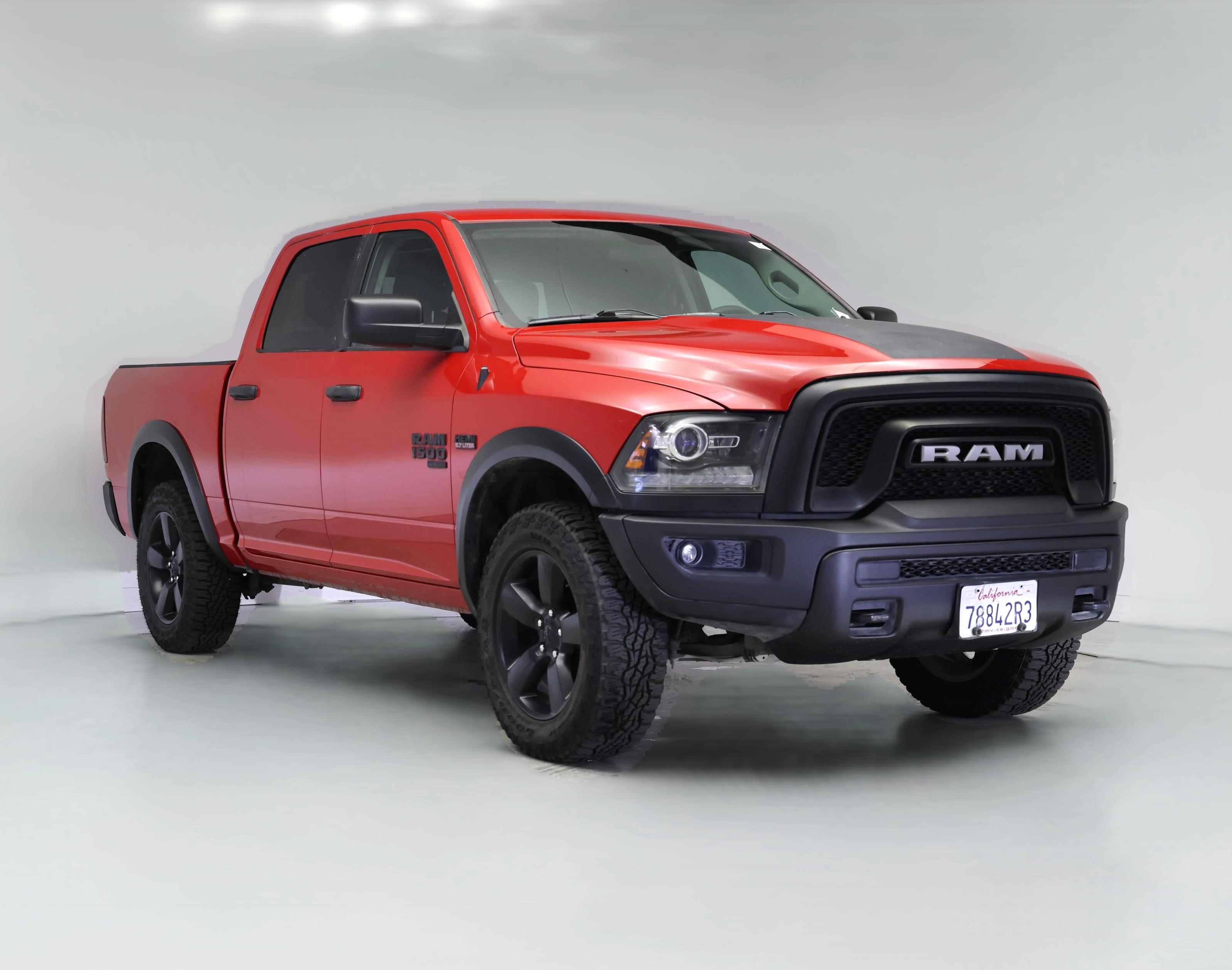 Thumbnail: 2020 RAM 1500 Classic - 1