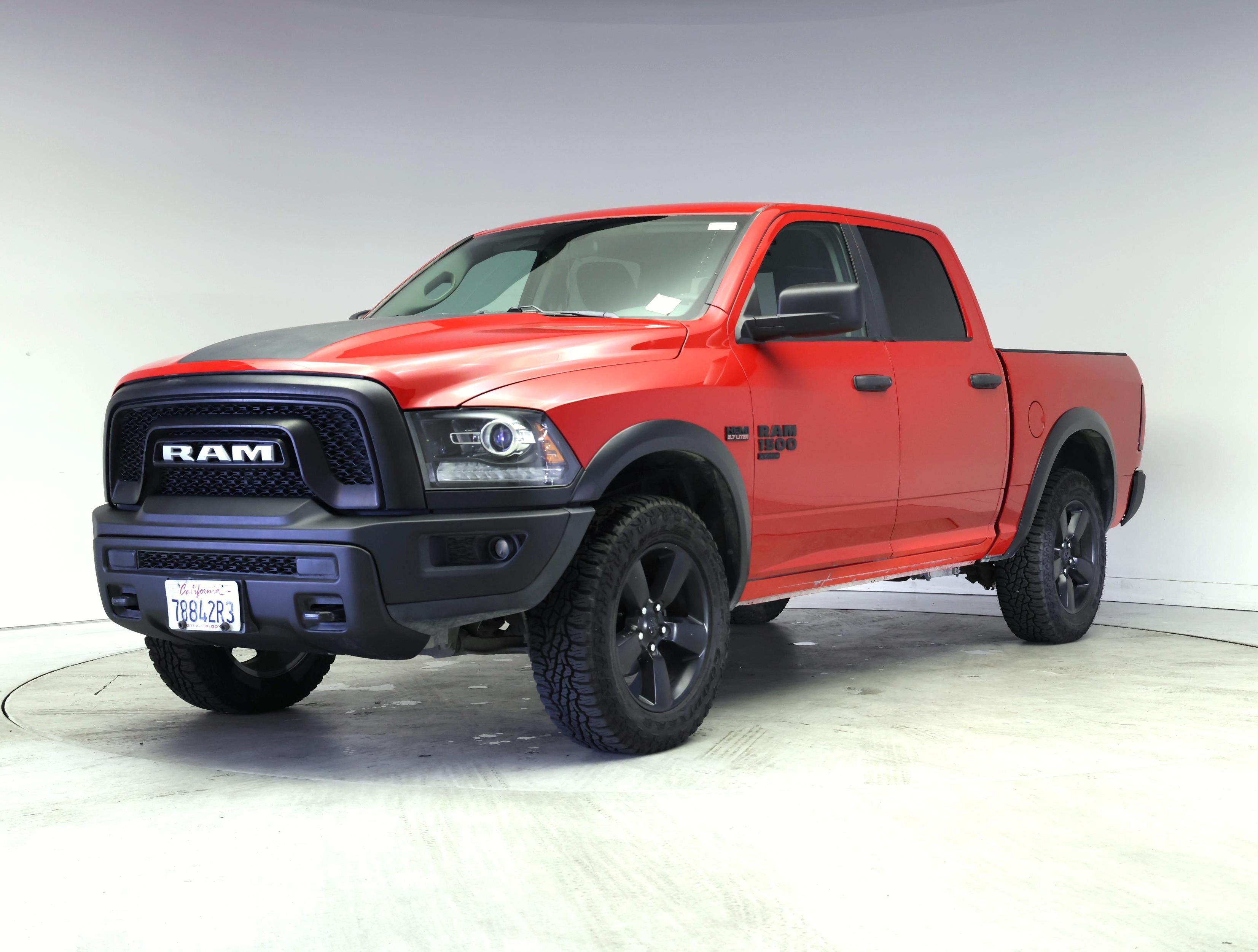 Thumbnail: 2020 RAM 1500 Classic - 4