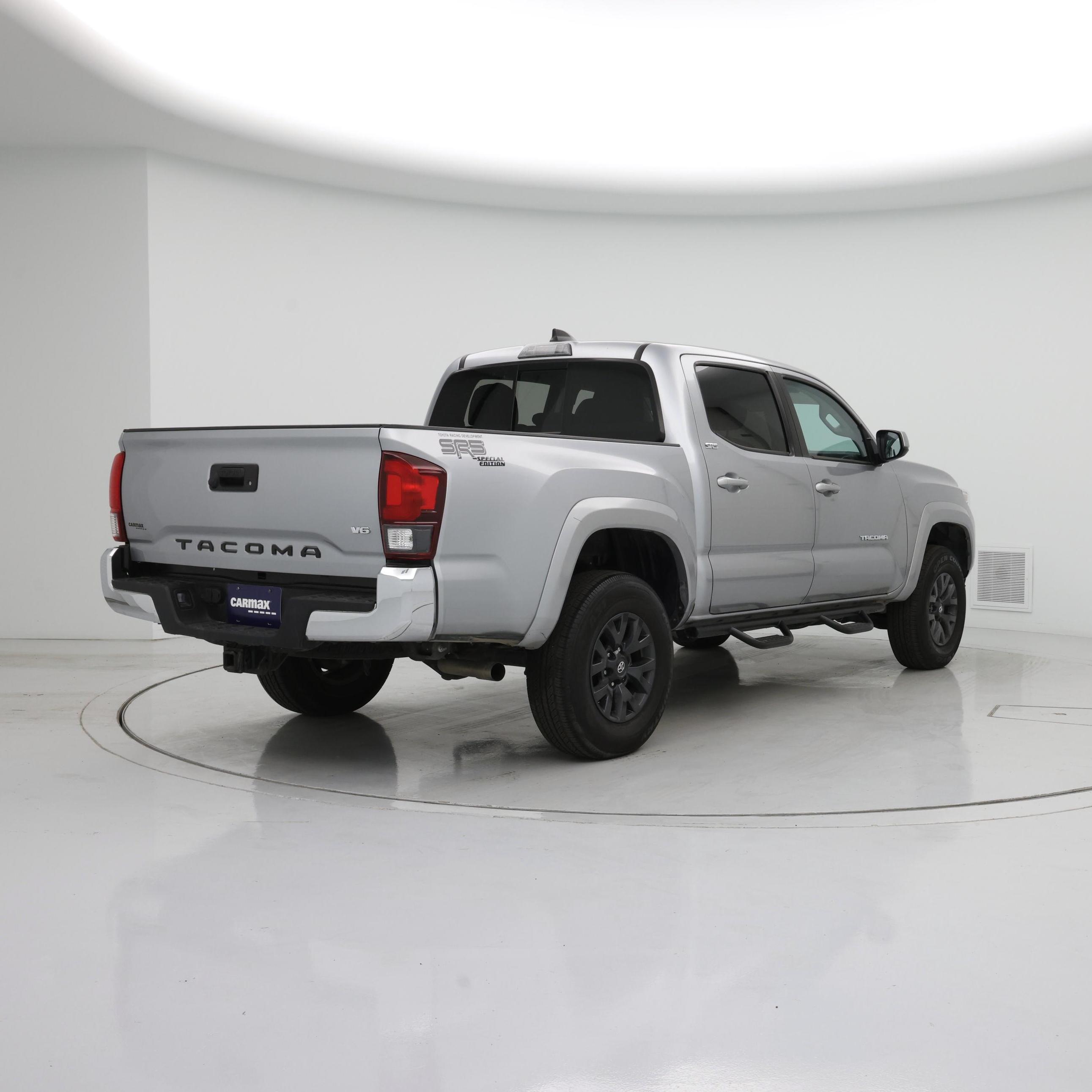 Thumbnail: 2023 Toyota Tacoma - 8