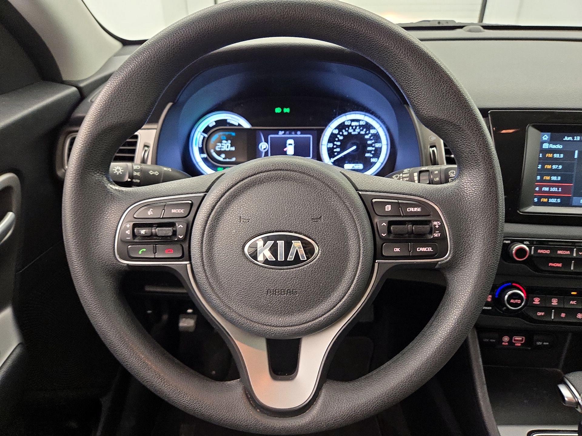 Thumbnail: 2019 Kia Niro - 10