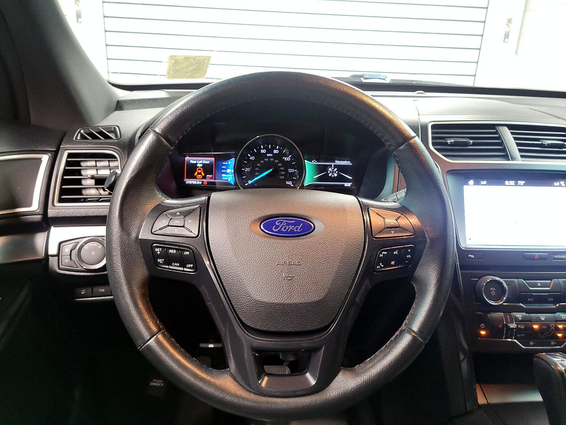 Thumbnail: 2017 Ford Explorer - 10
