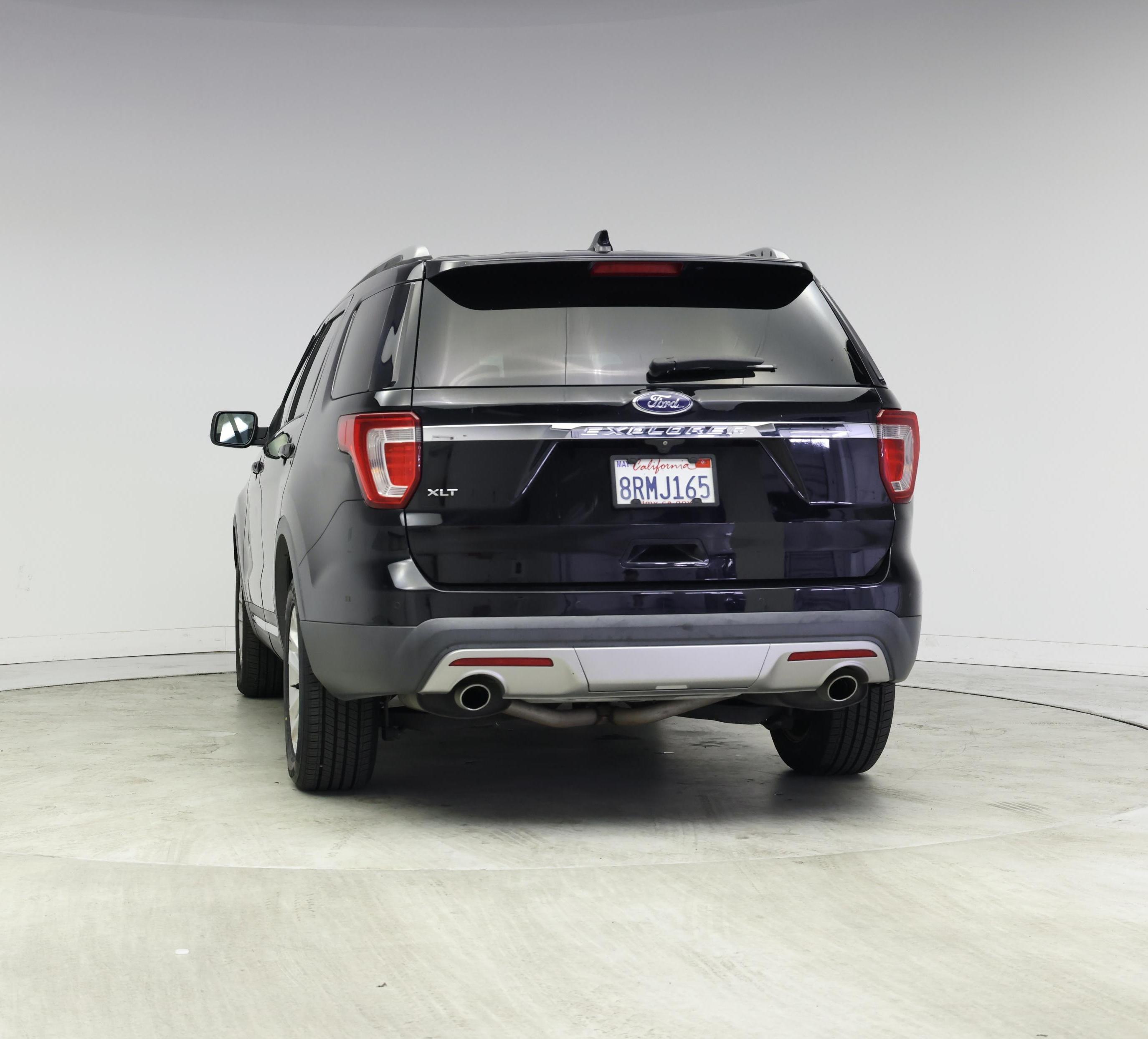 Thumbnail: 2017 Ford Explorer - 6