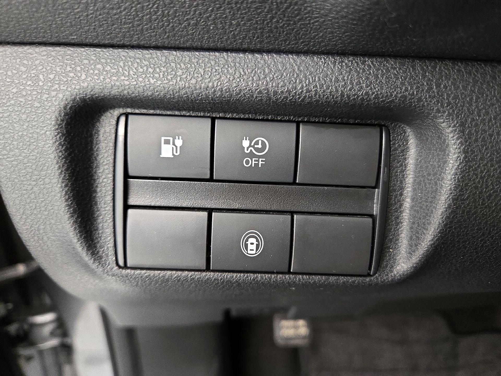 Thumbnail: 2022 Nissan Leaf - 13