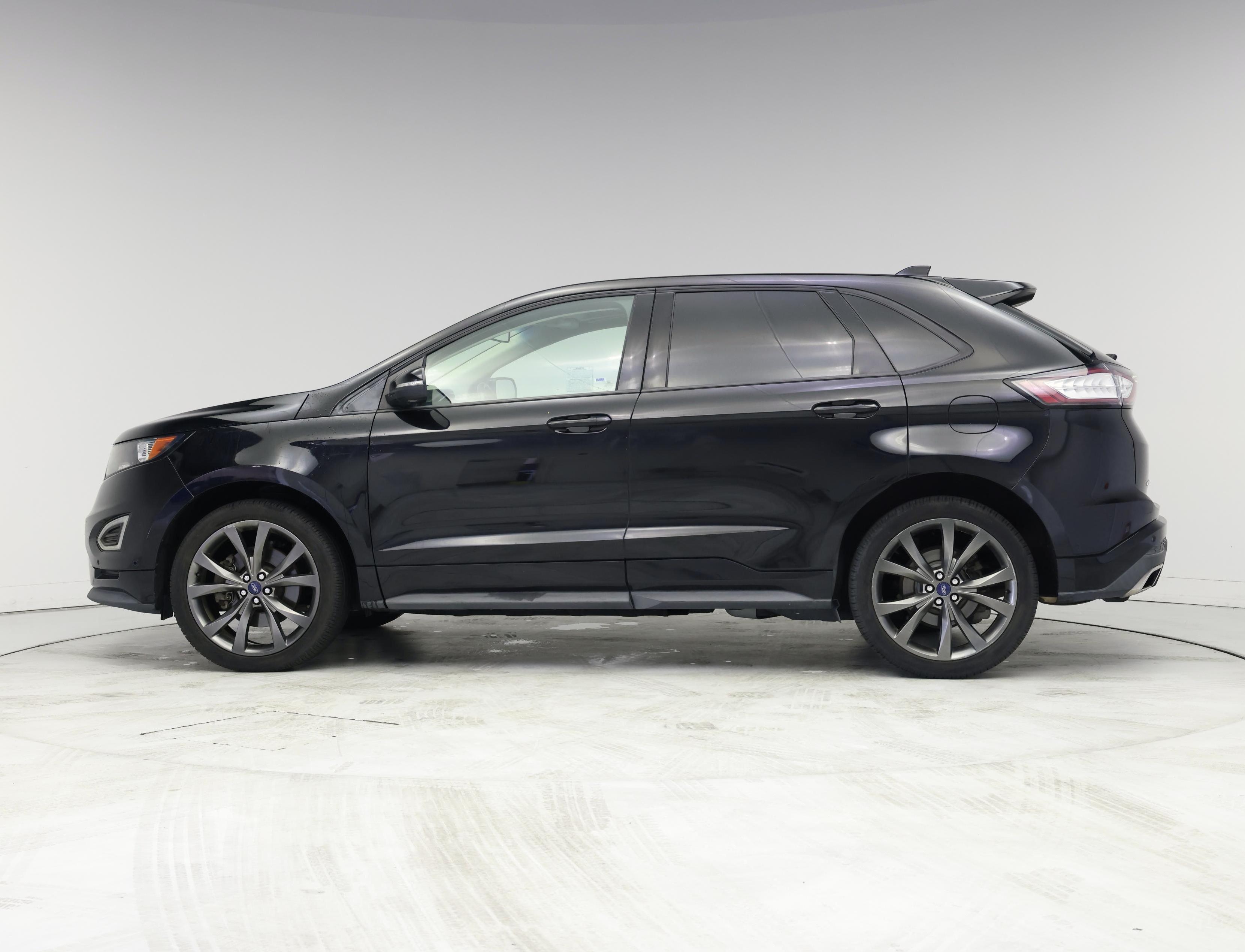 Thumbnail: 2016 Ford Edge - 3