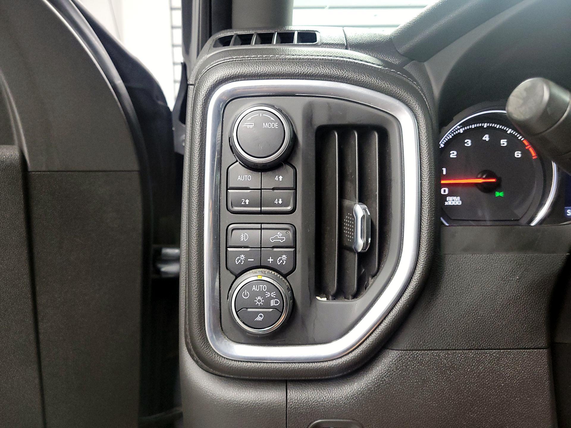 Thumbnail: 2022 Chevrolet Silverado 1500 - 13