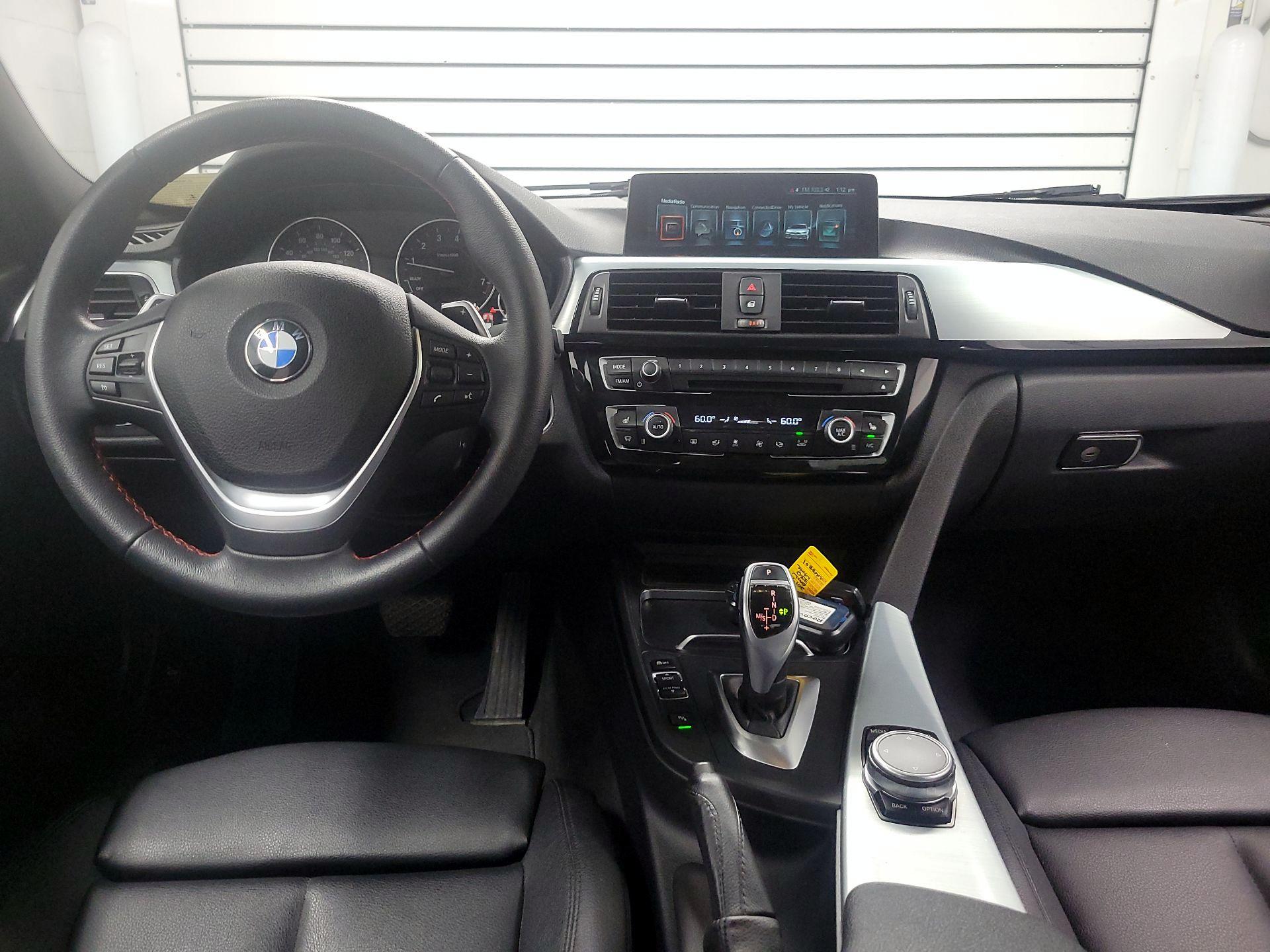 Thumbnail: 2017 BMW 3 Series - 9
