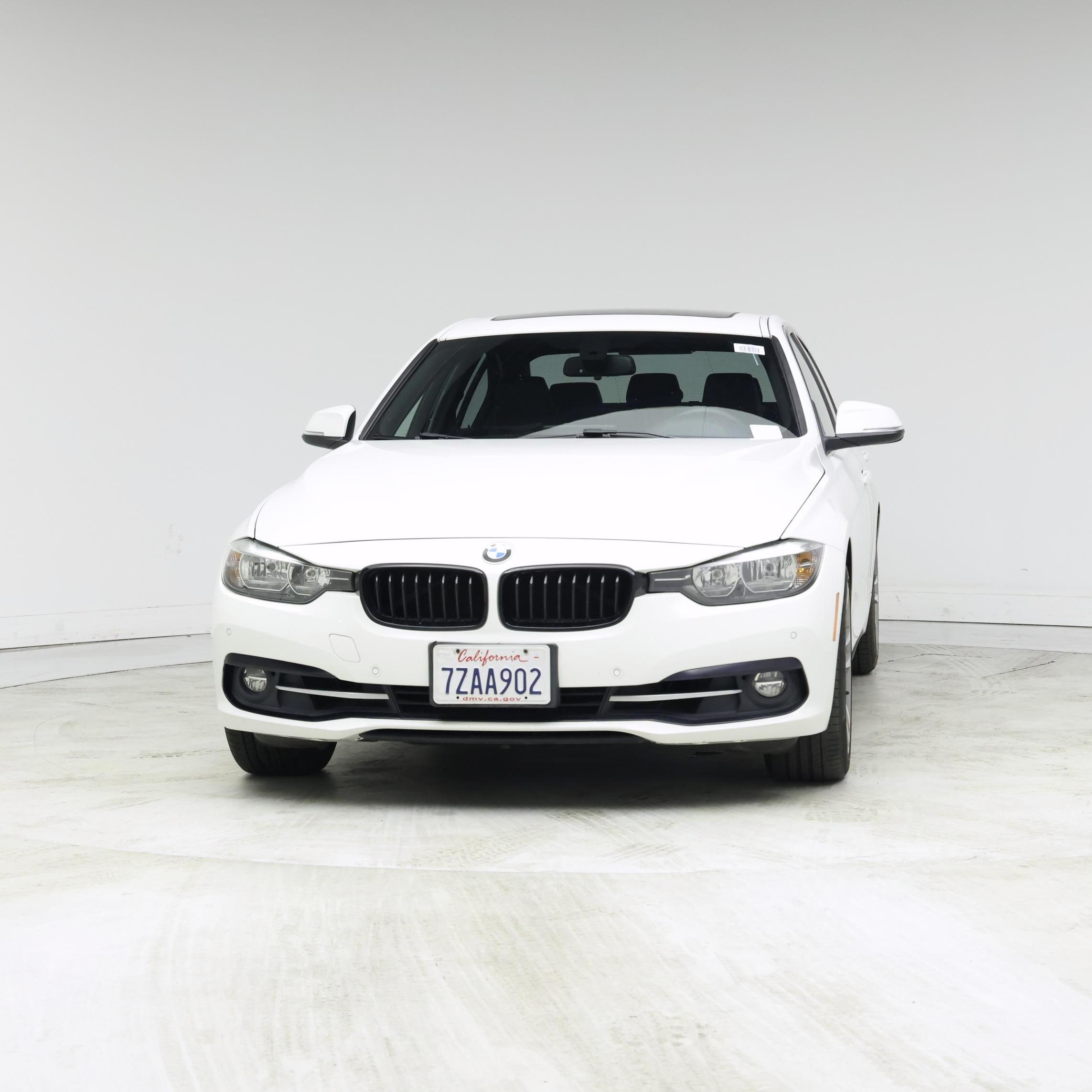 Thumbnail: 2017 BMW 3 Series - 5