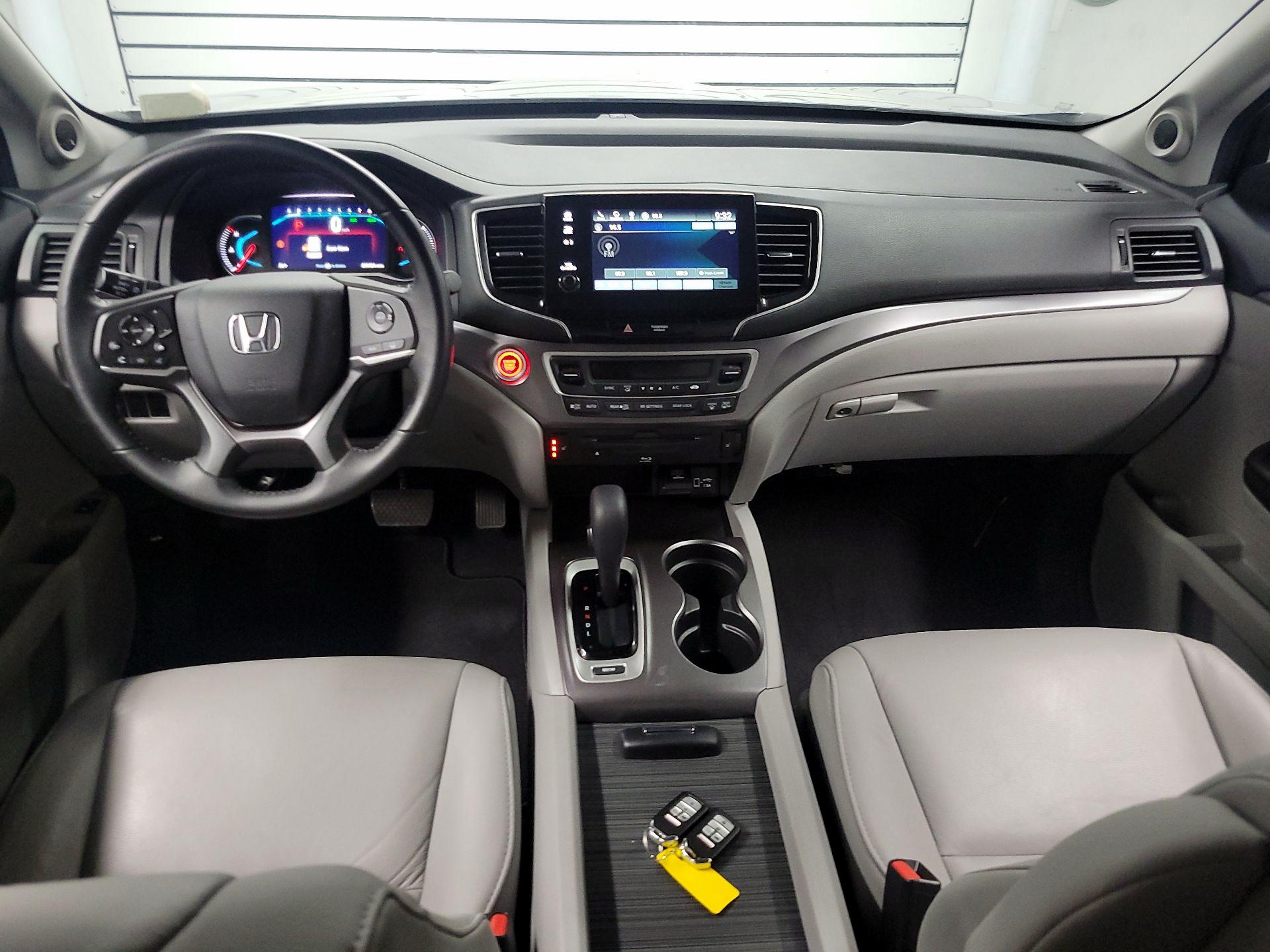 Thumbnail: 2019 Honda Pilot - 9