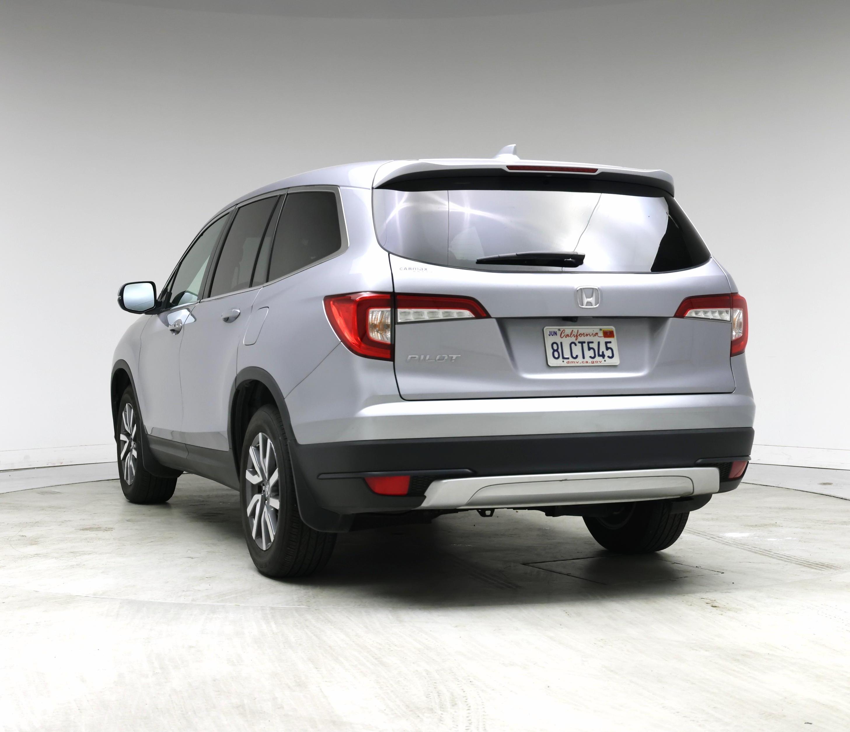 Thumbnail: 2019 Honda Pilot - 2