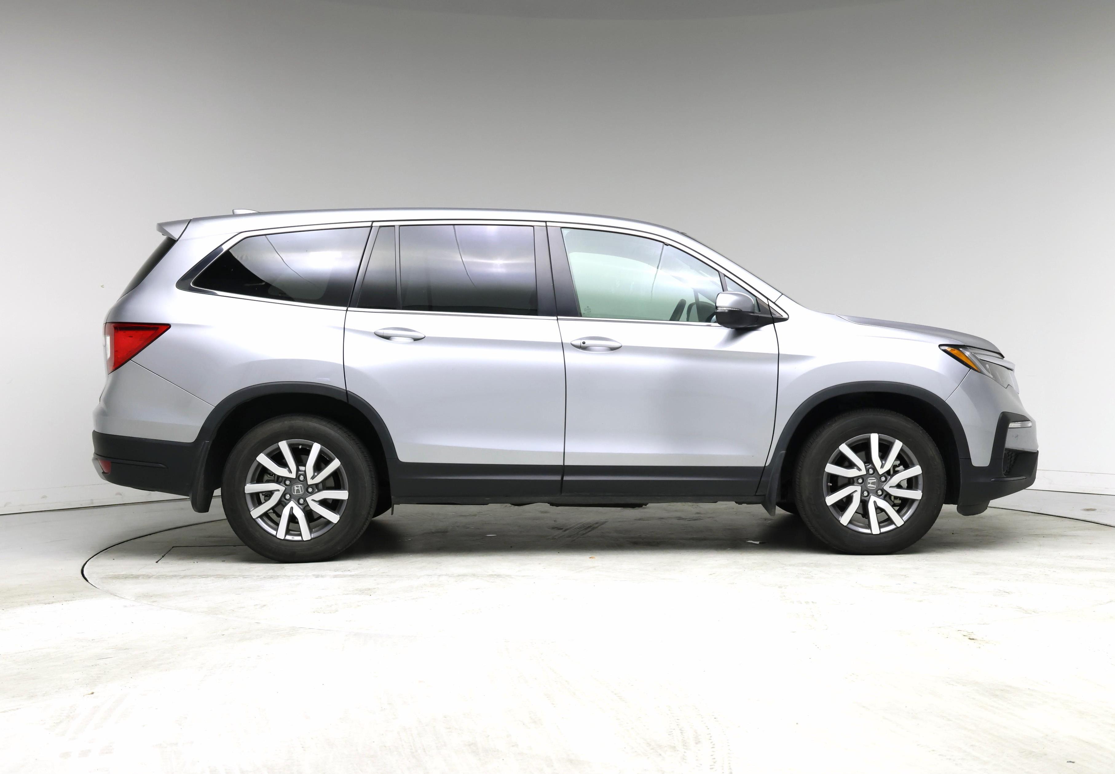 Thumbnail: 2019 Honda Pilot - 7
