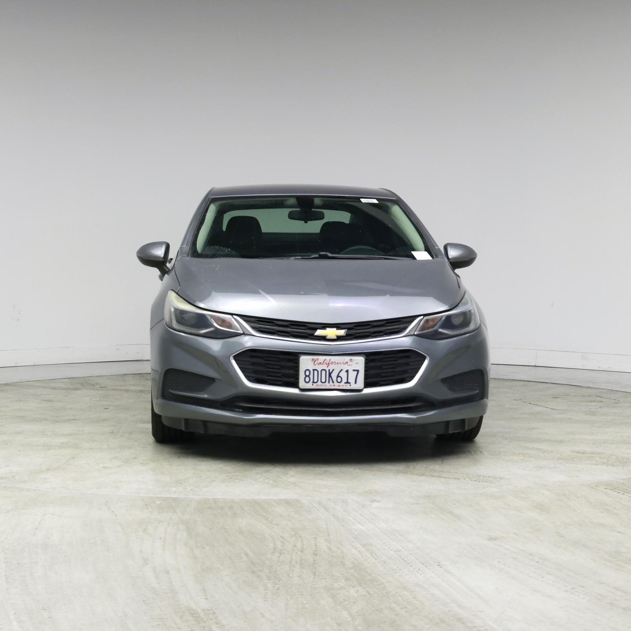 Thumbnail: 2018 Chevrolet Cruze - 5