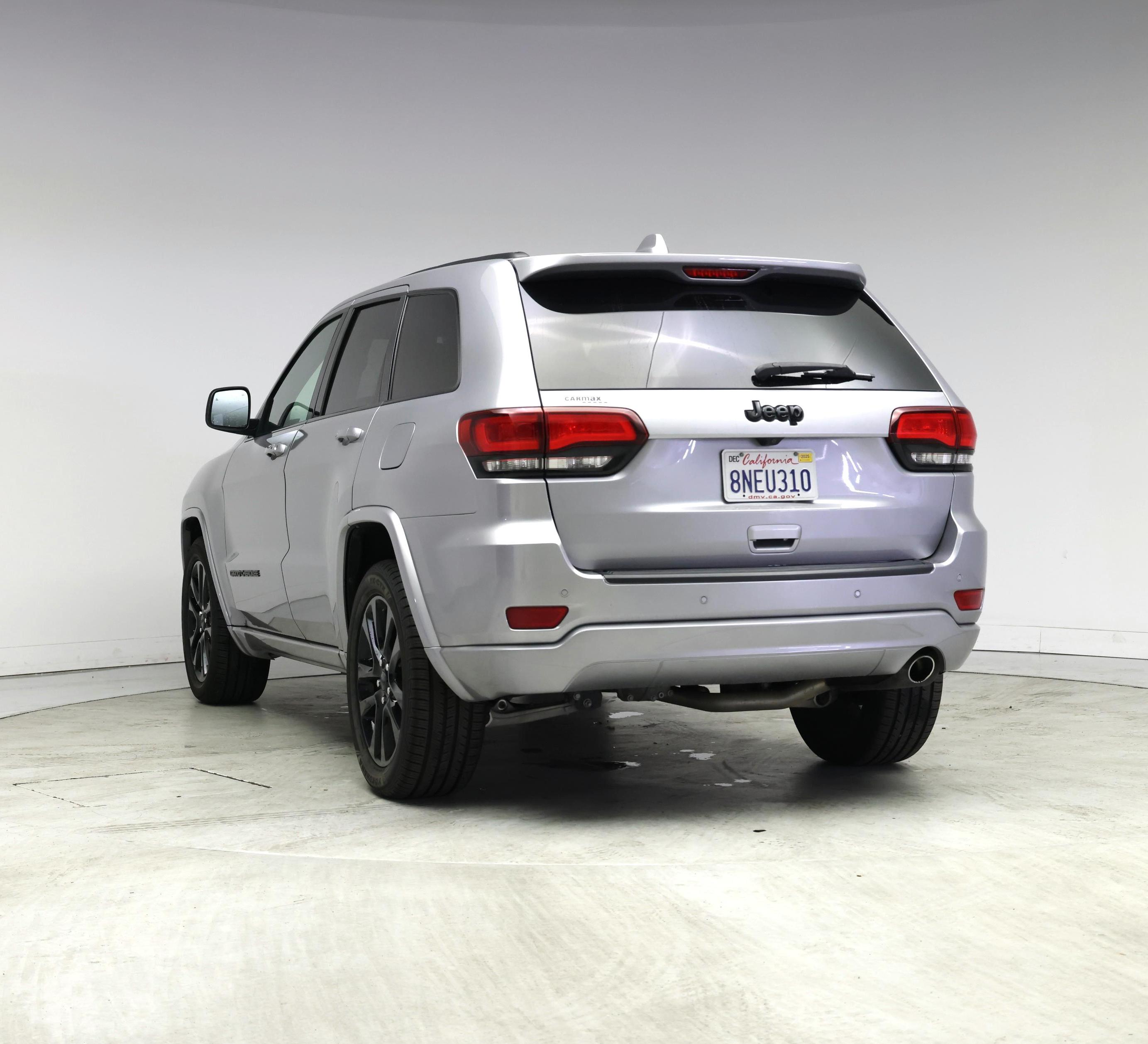 Thumbnail: 2019 Jeep Grand Cherokee - 2