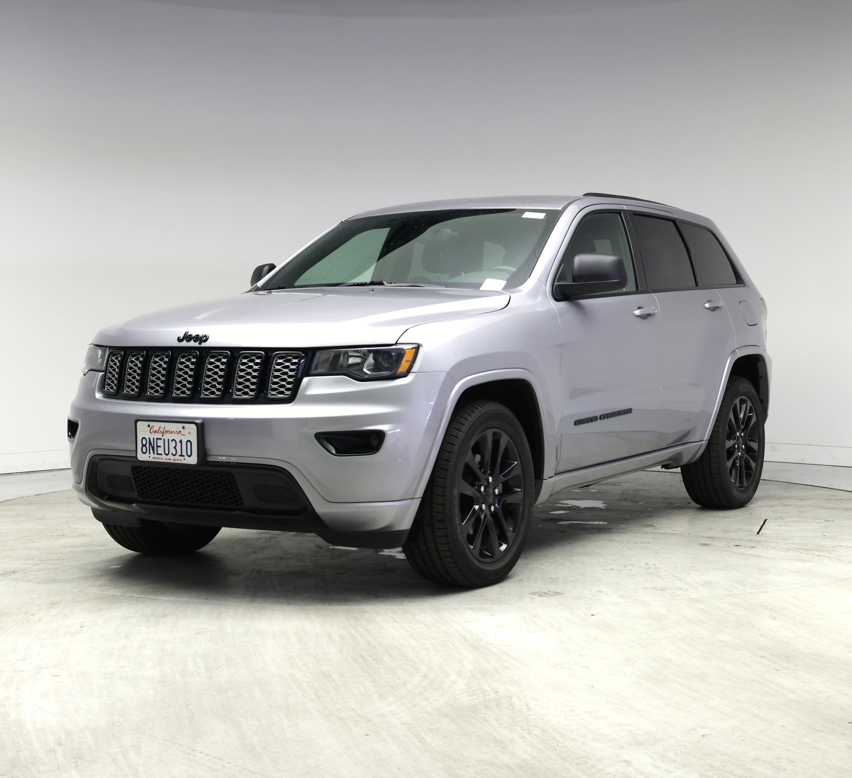 Thumbnail: 2019 Jeep Grand Cherokee - 4