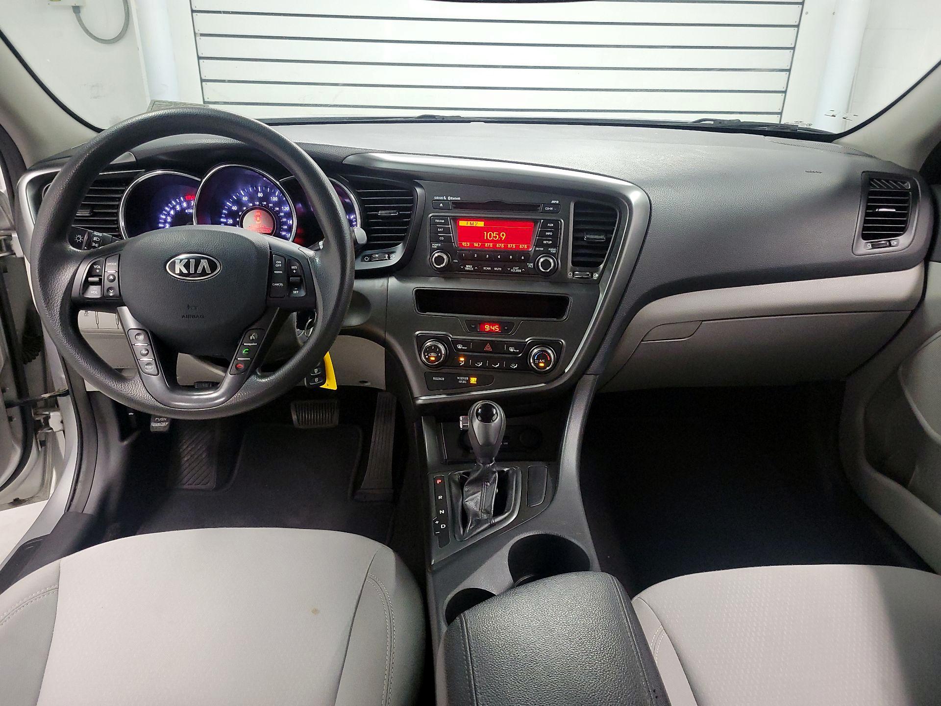 Thumbnail: 2013 Kia Optima - 9