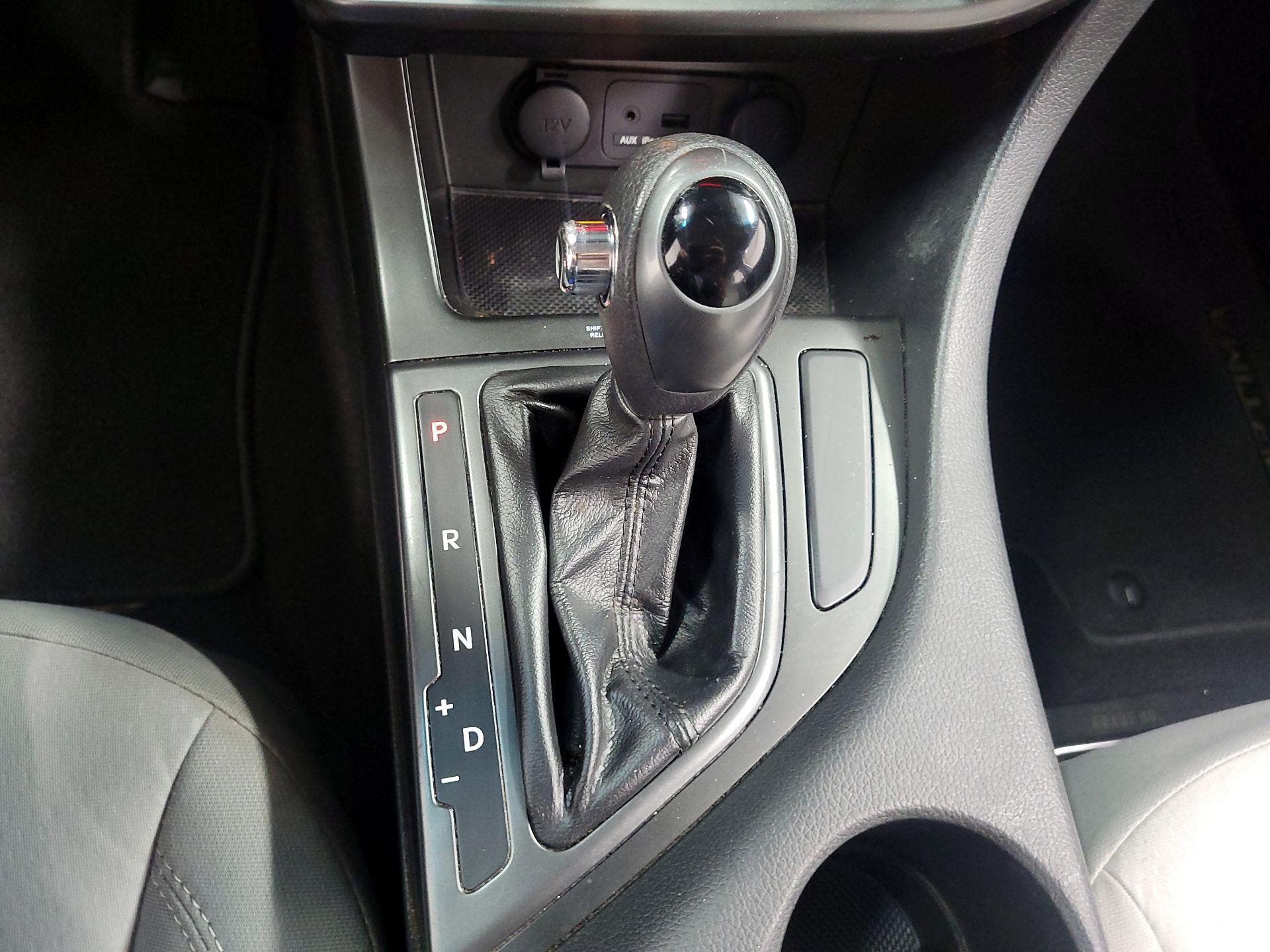 Thumbnail: 2013 Kia Optima - 15