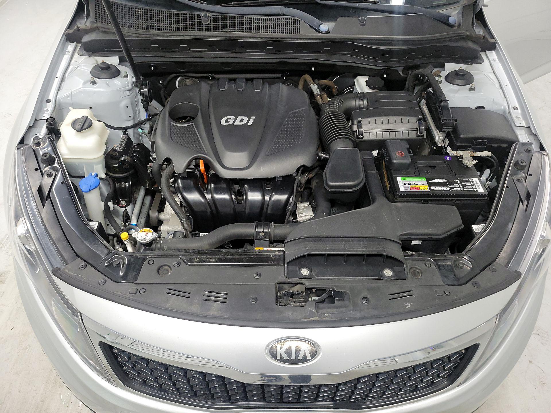 Thumbnail: 2013 Kia Optima - 18