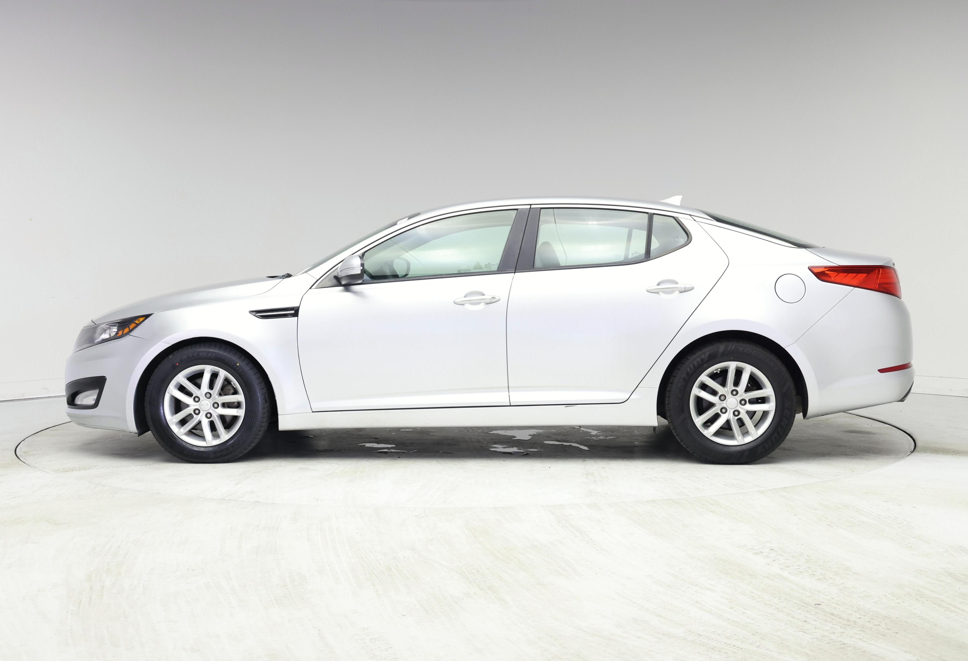 Thumbnail: 2013 Kia Optima - 3
