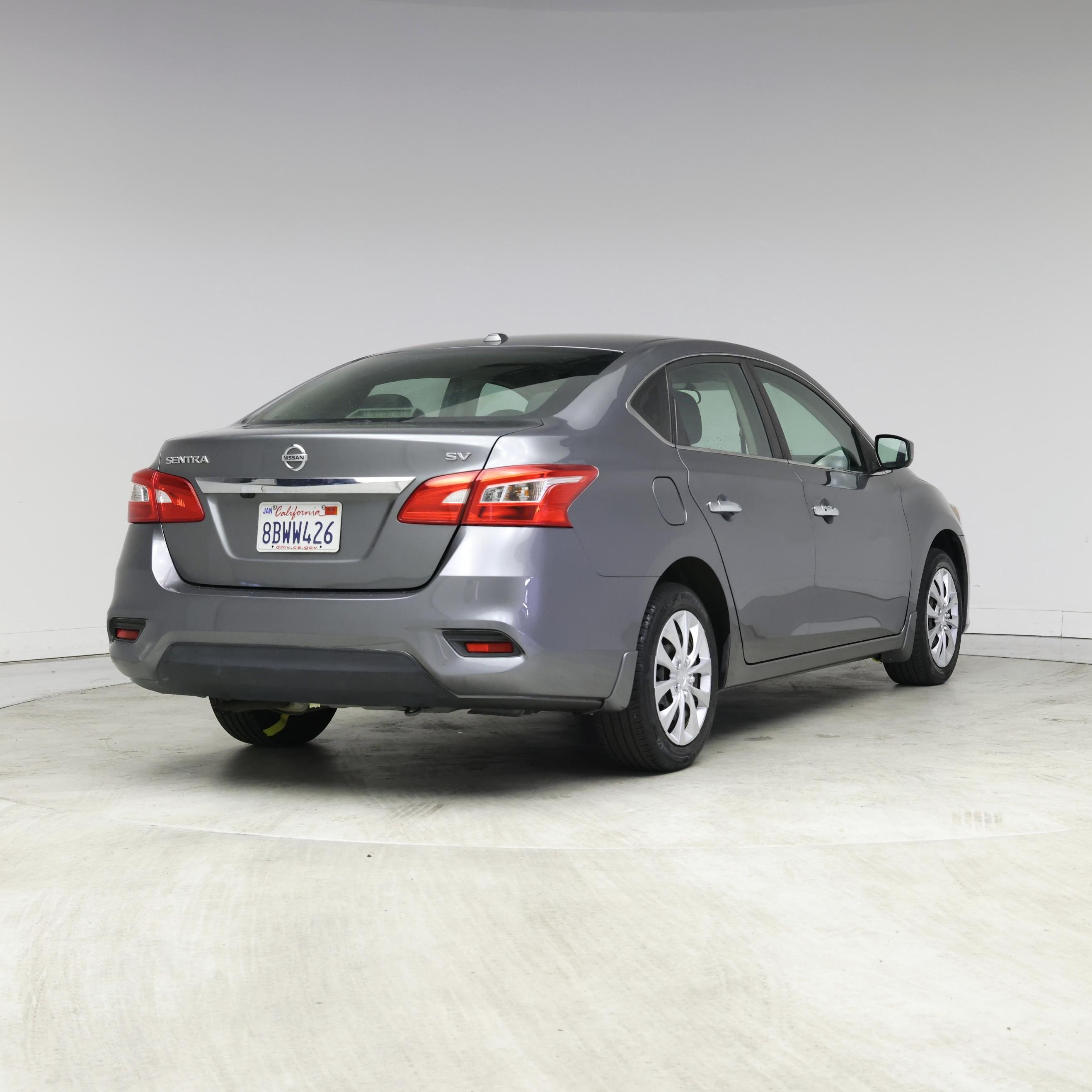 Thumbnail: 2017 Nissan Sentra - 8