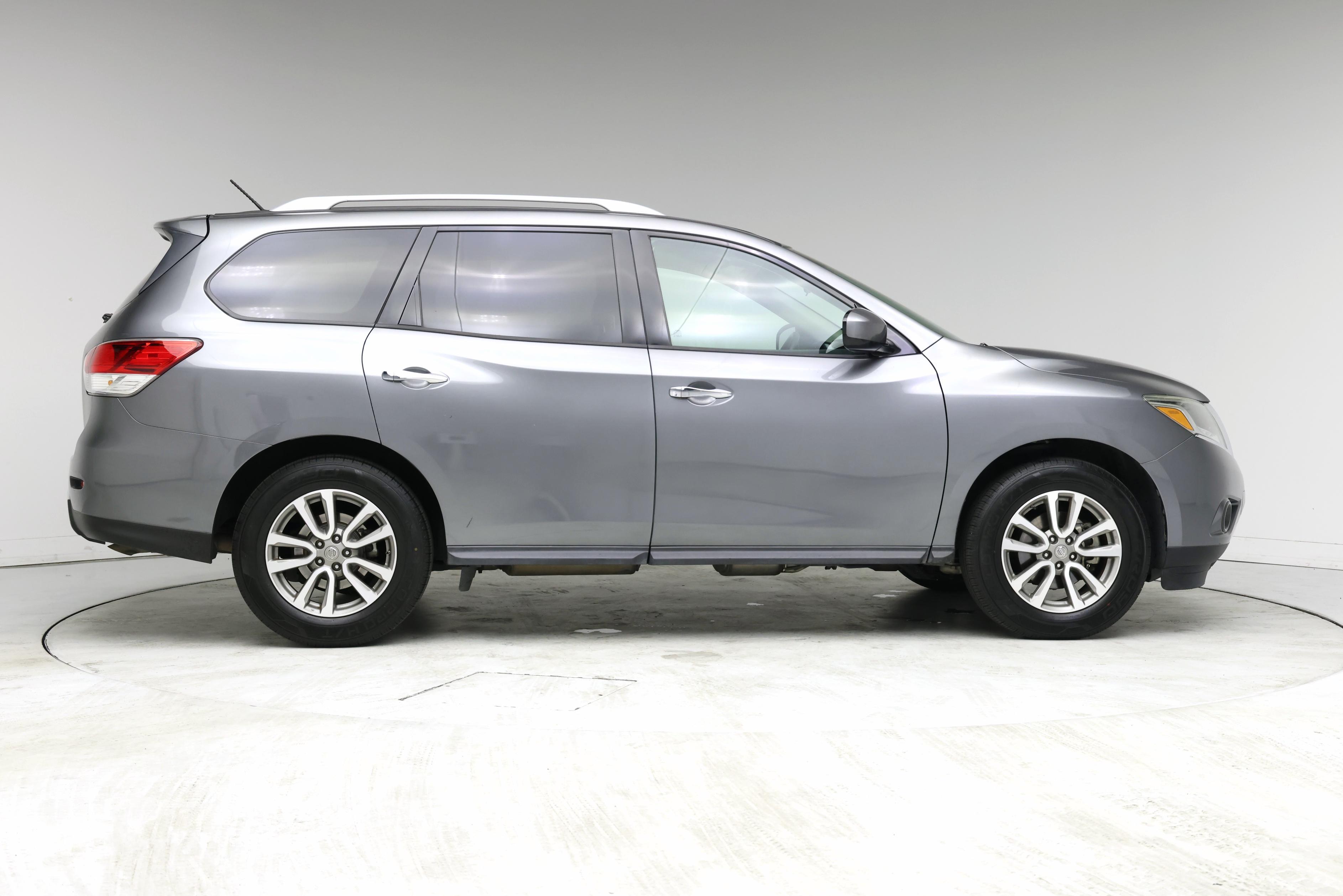 Thumbnail: 2015 Nissan Pathfinder - 7