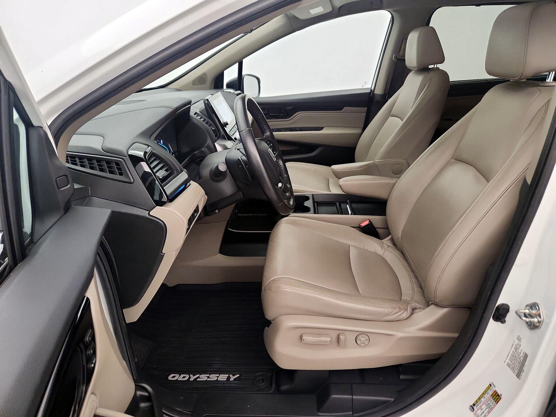 Thumbnail: 2021 Honda Odyssey - 11
