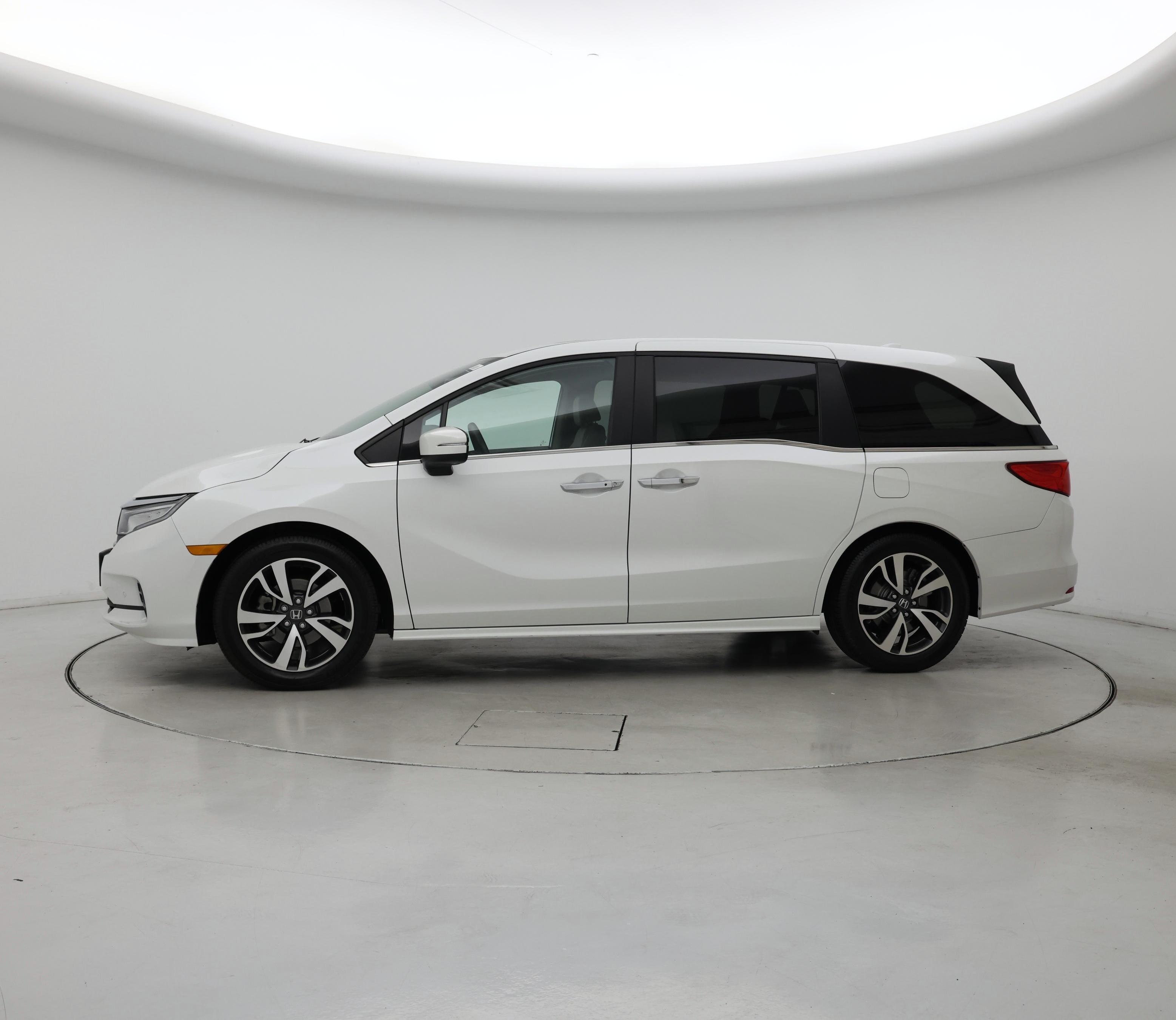 Thumbnail: 2021 Honda Odyssey - 3