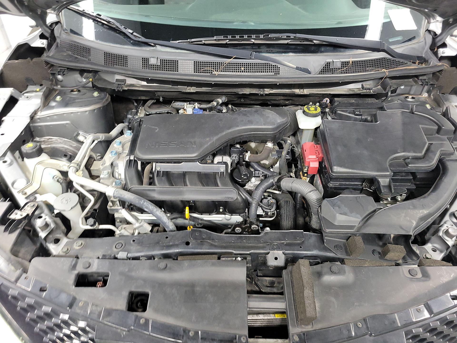 Thumbnail: 2018 Nissan Rogue Sport - 19