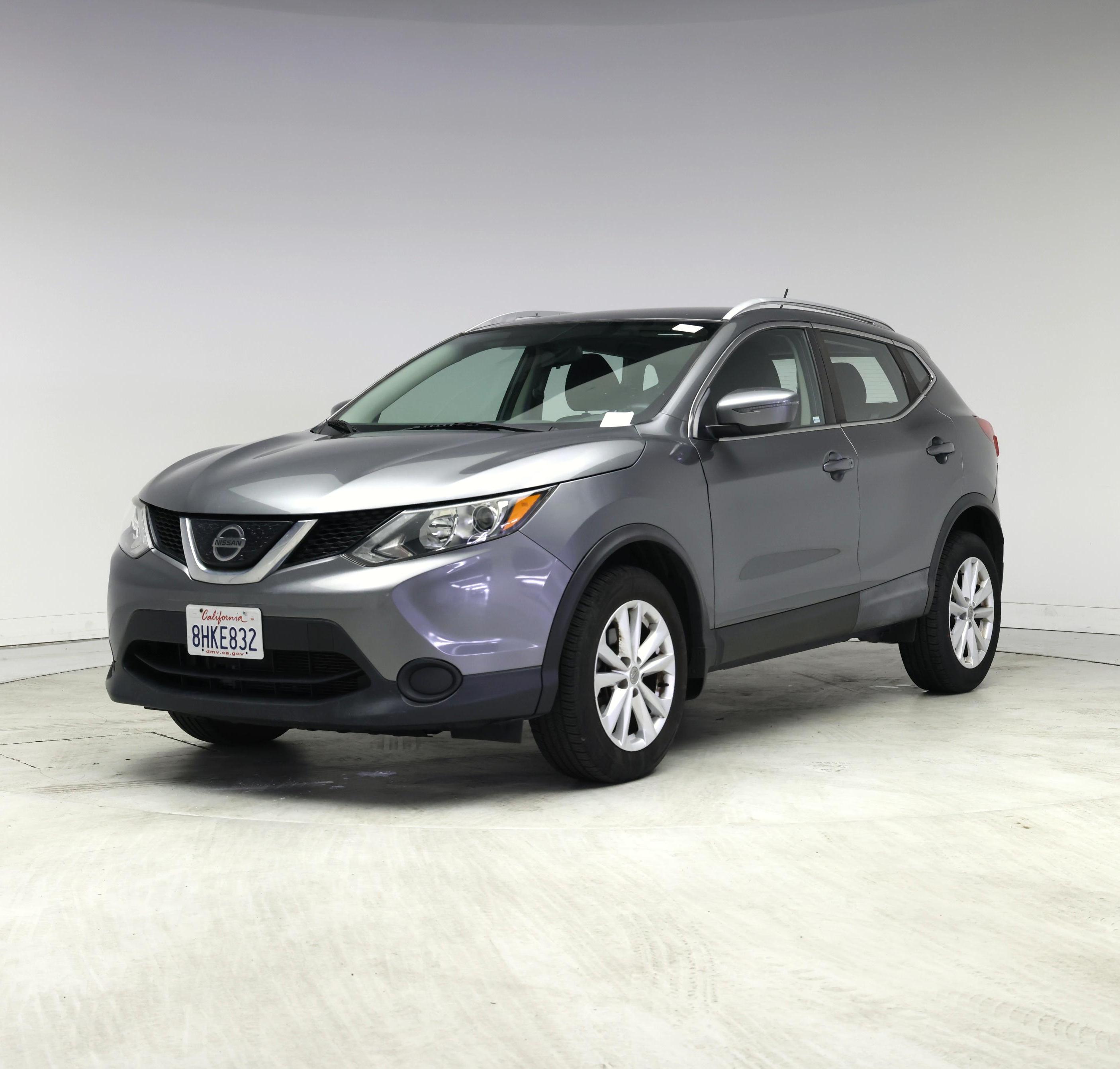 Thumbnail: 2018 Nissan Rogue Sport - 4