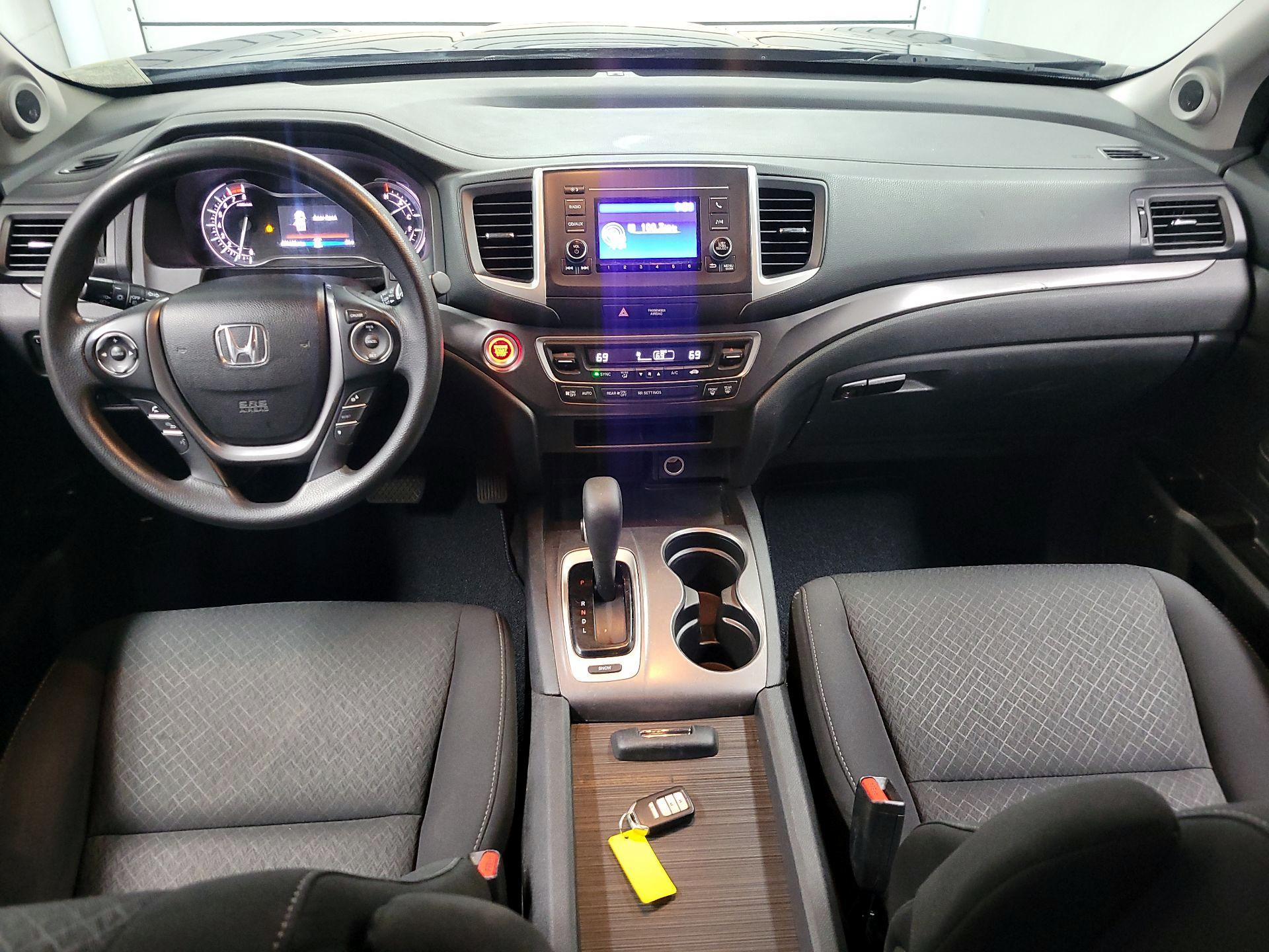 Thumbnail: 2017 Honda Ridgeline - 9