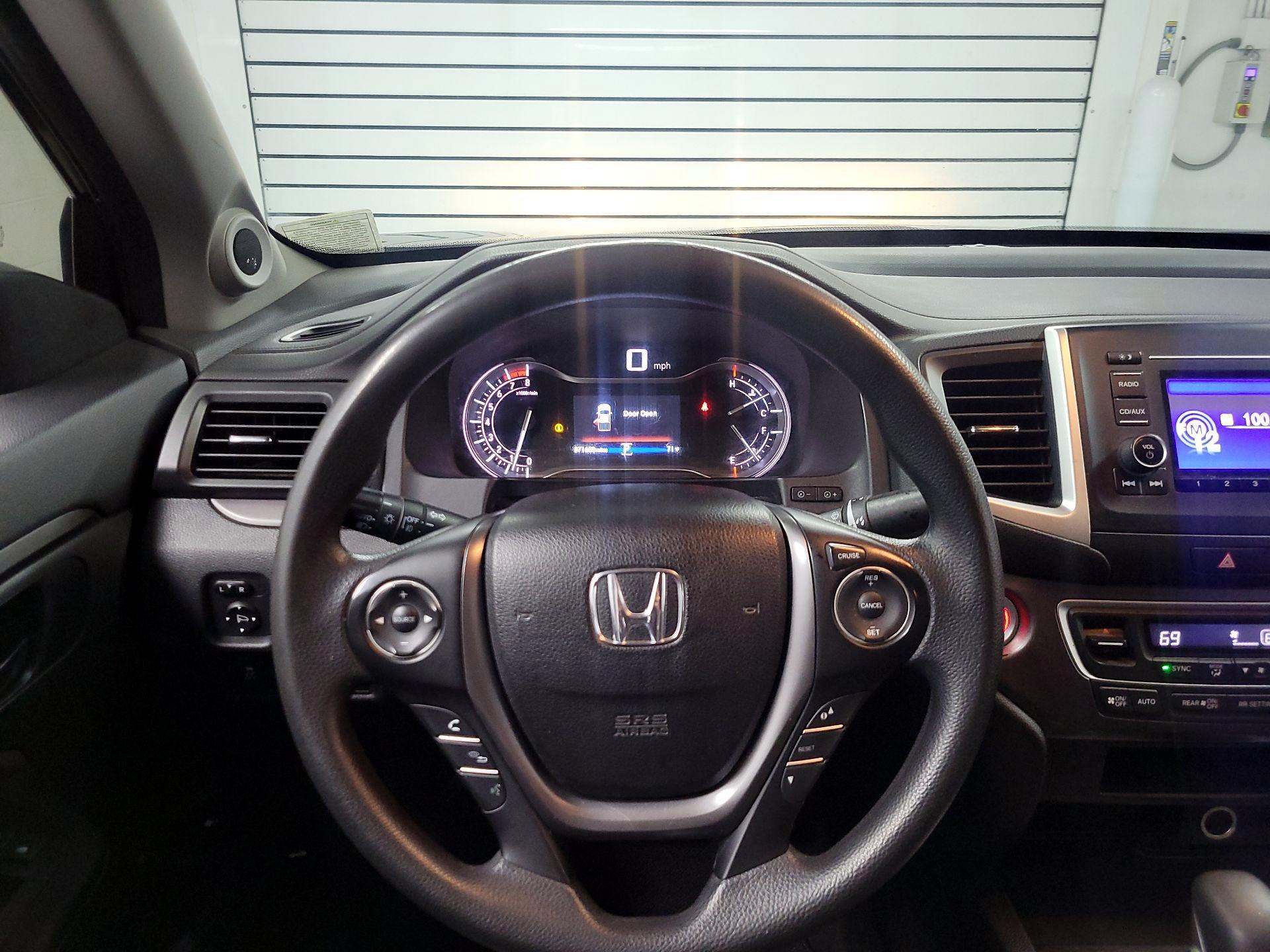 Thumbnail: 2017 Honda Ridgeline - 10