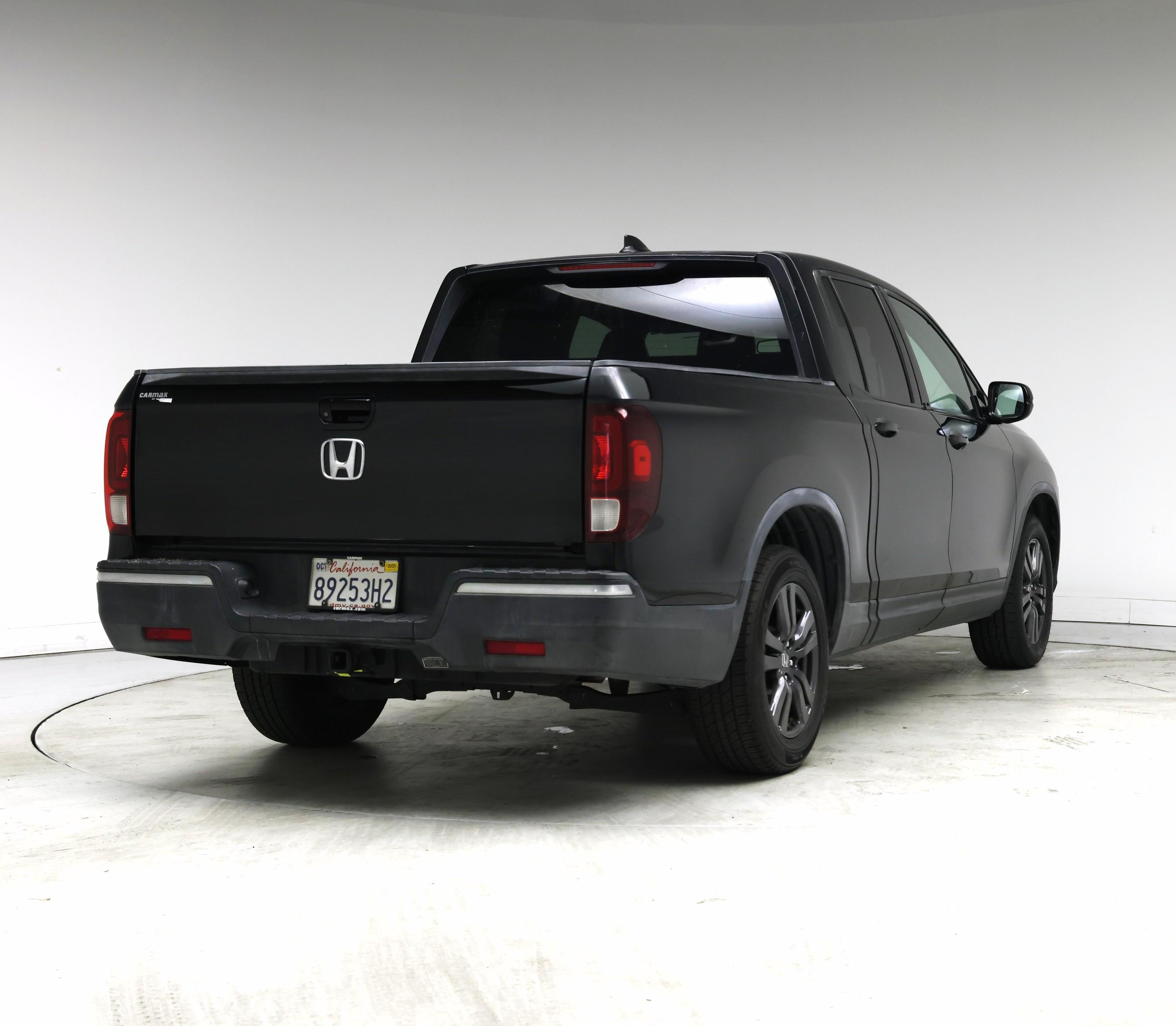 Thumbnail: 2017 Honda Ridgeline - 8