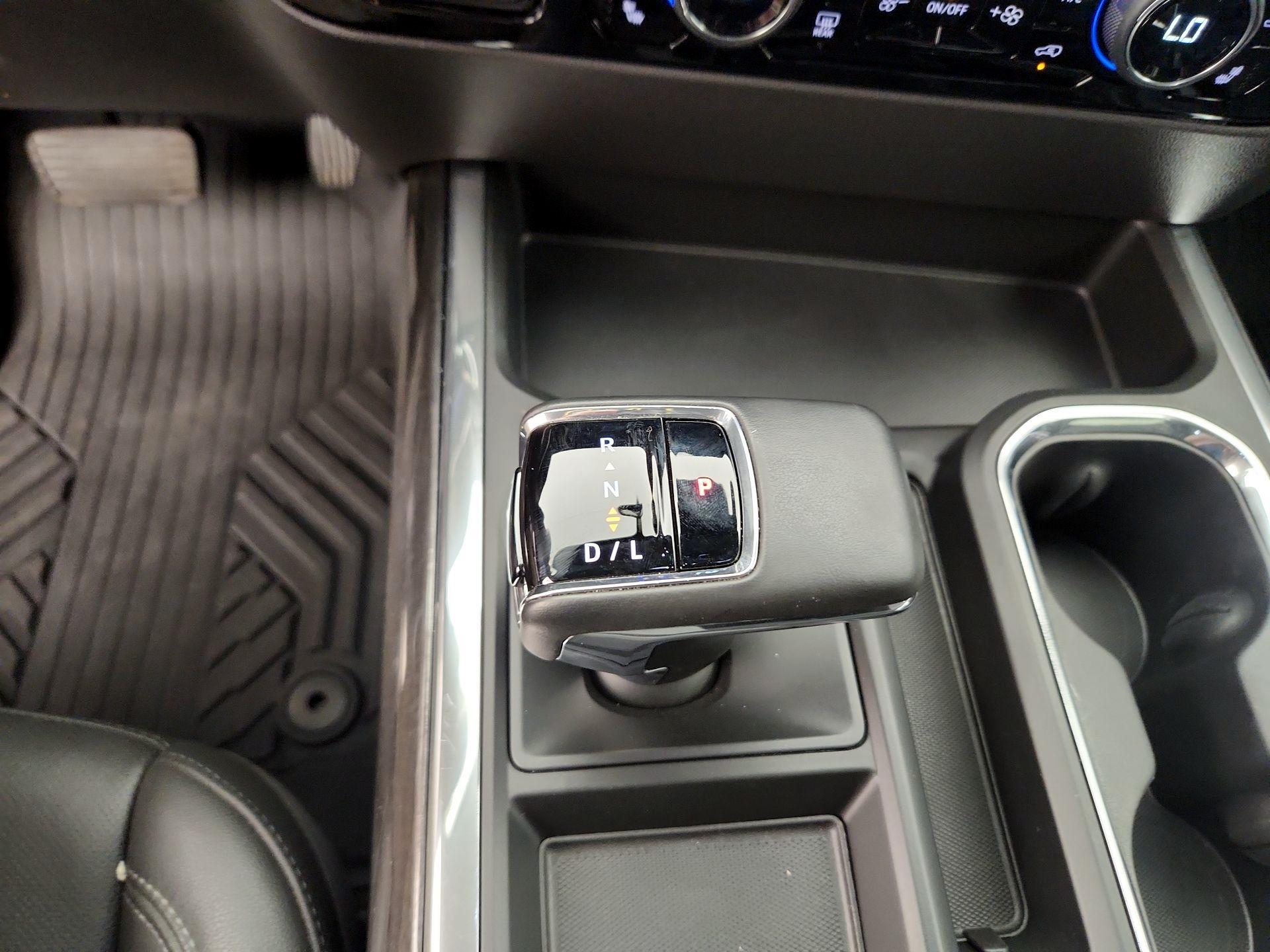 Thumbnail: 2024 Chevrolet Silverado 1500 - 17